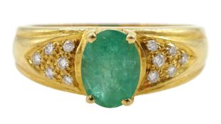 18ct gold single stone oval emerald ring