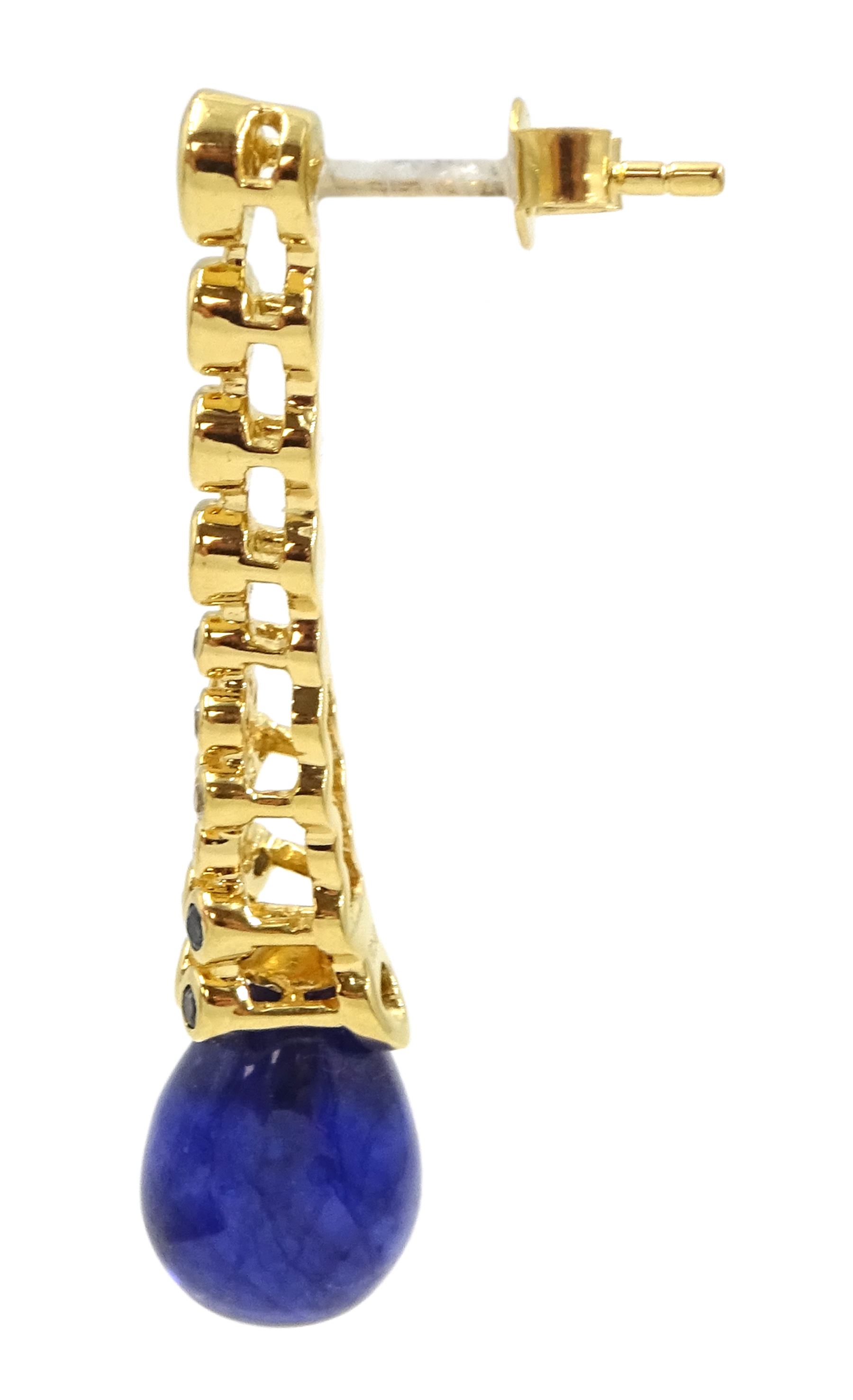 Silver-gilt sapphire - Image 2 of 2