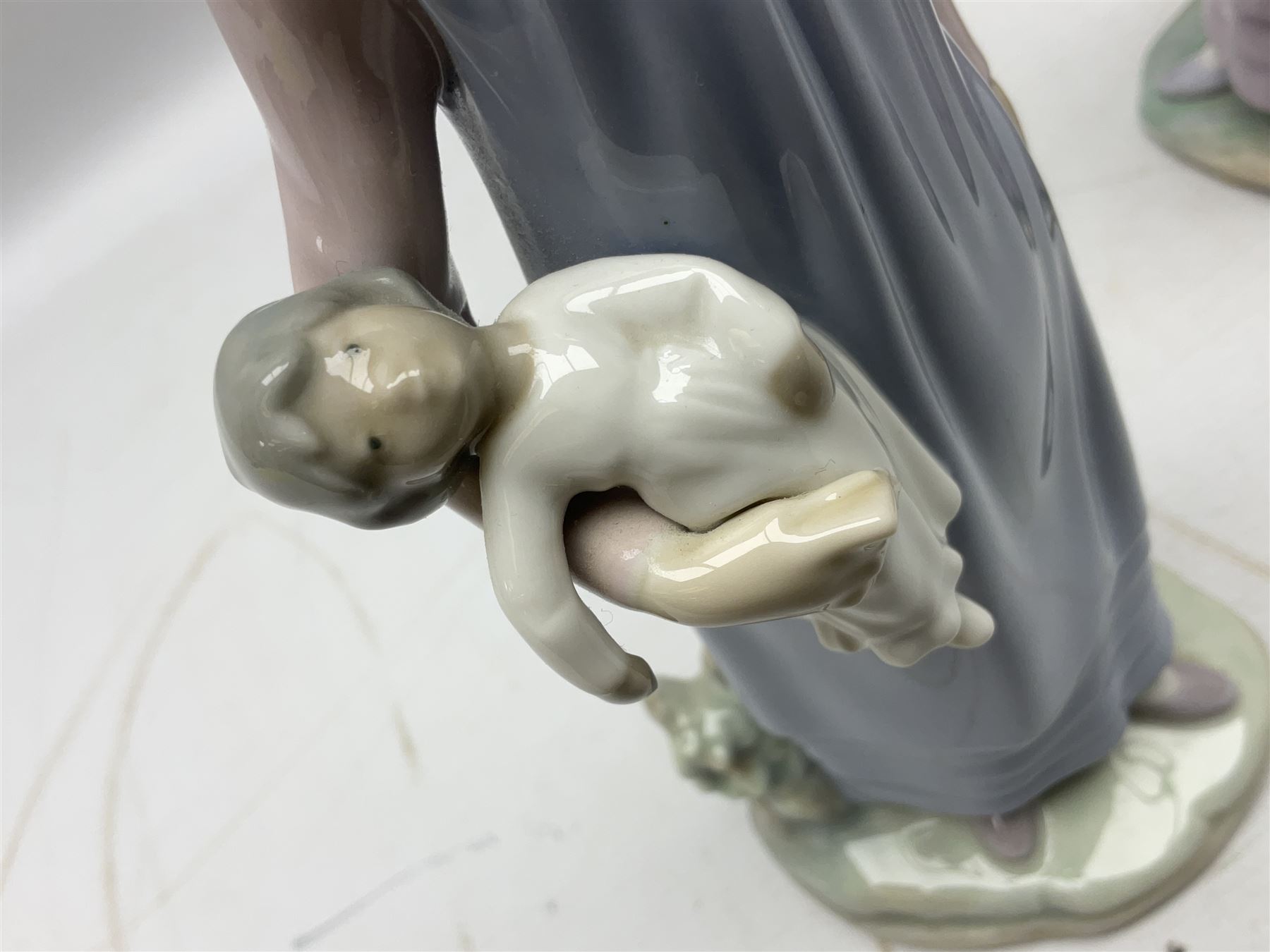 Four Lladro figures - Image 16 of 18