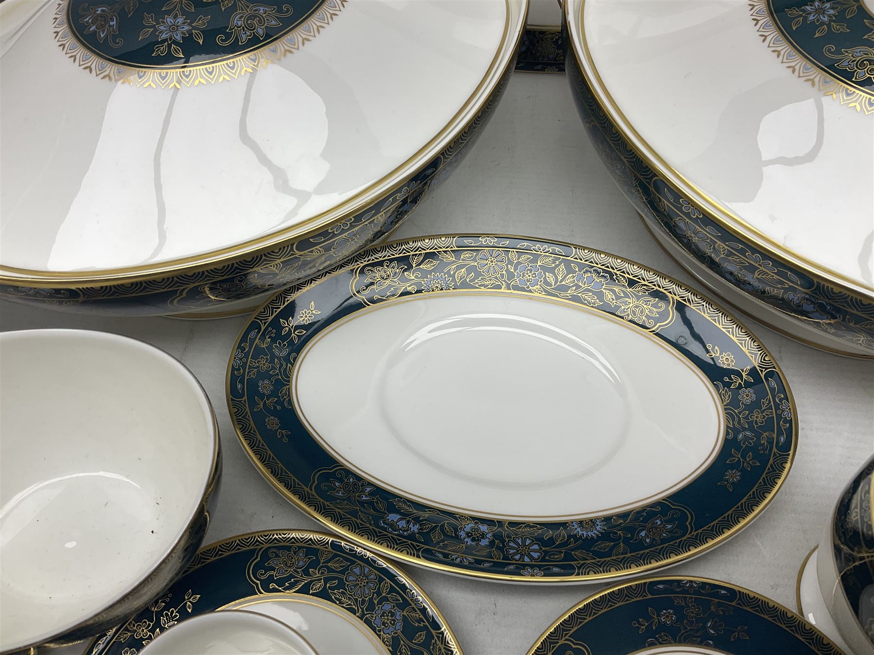 Royal Doulton Carlisle pattern dinner service for eight - Image 13 of 13