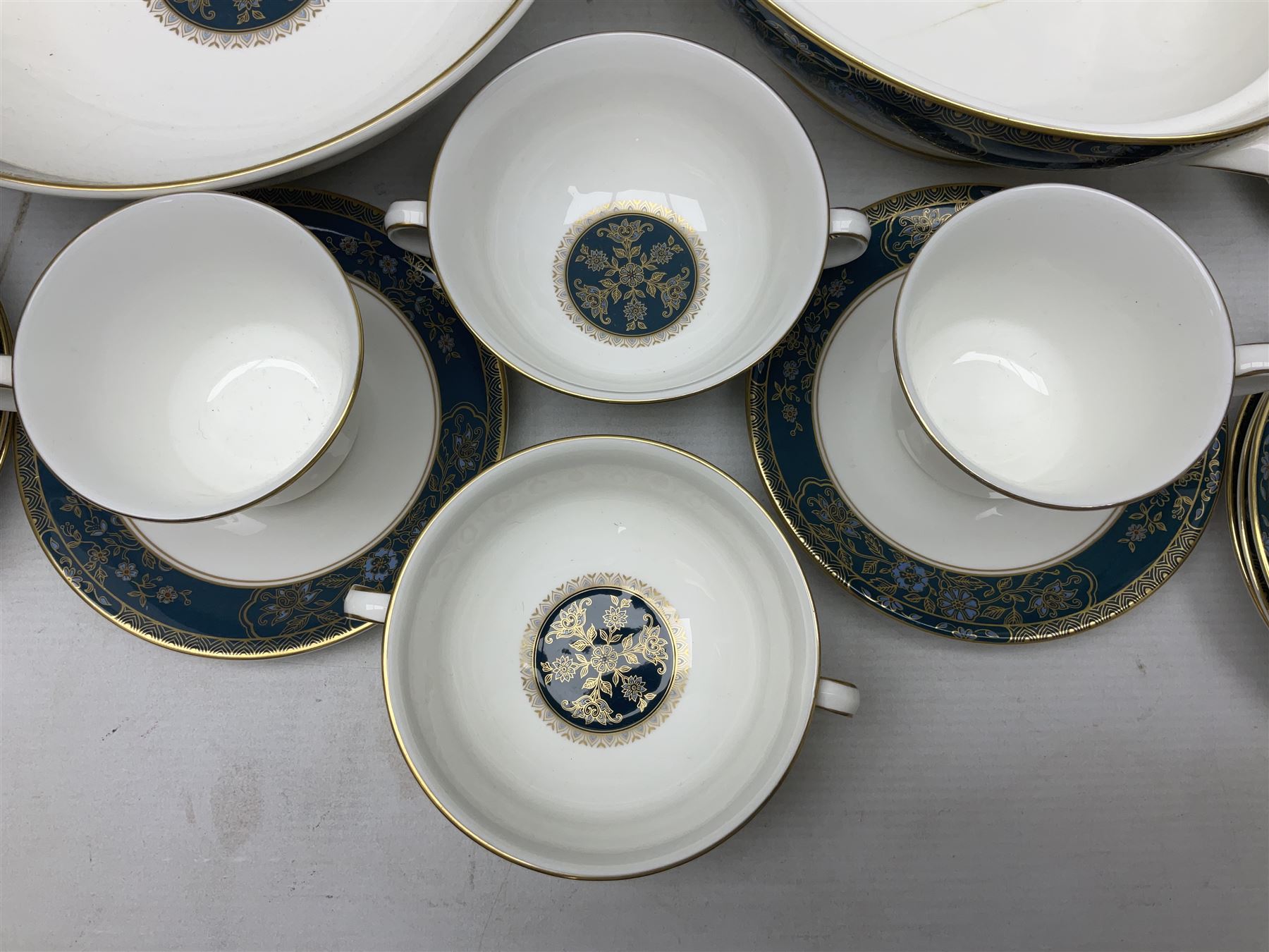 Royal Doulton Carlyle pattern tea and dinner wares - Image 5 of 14