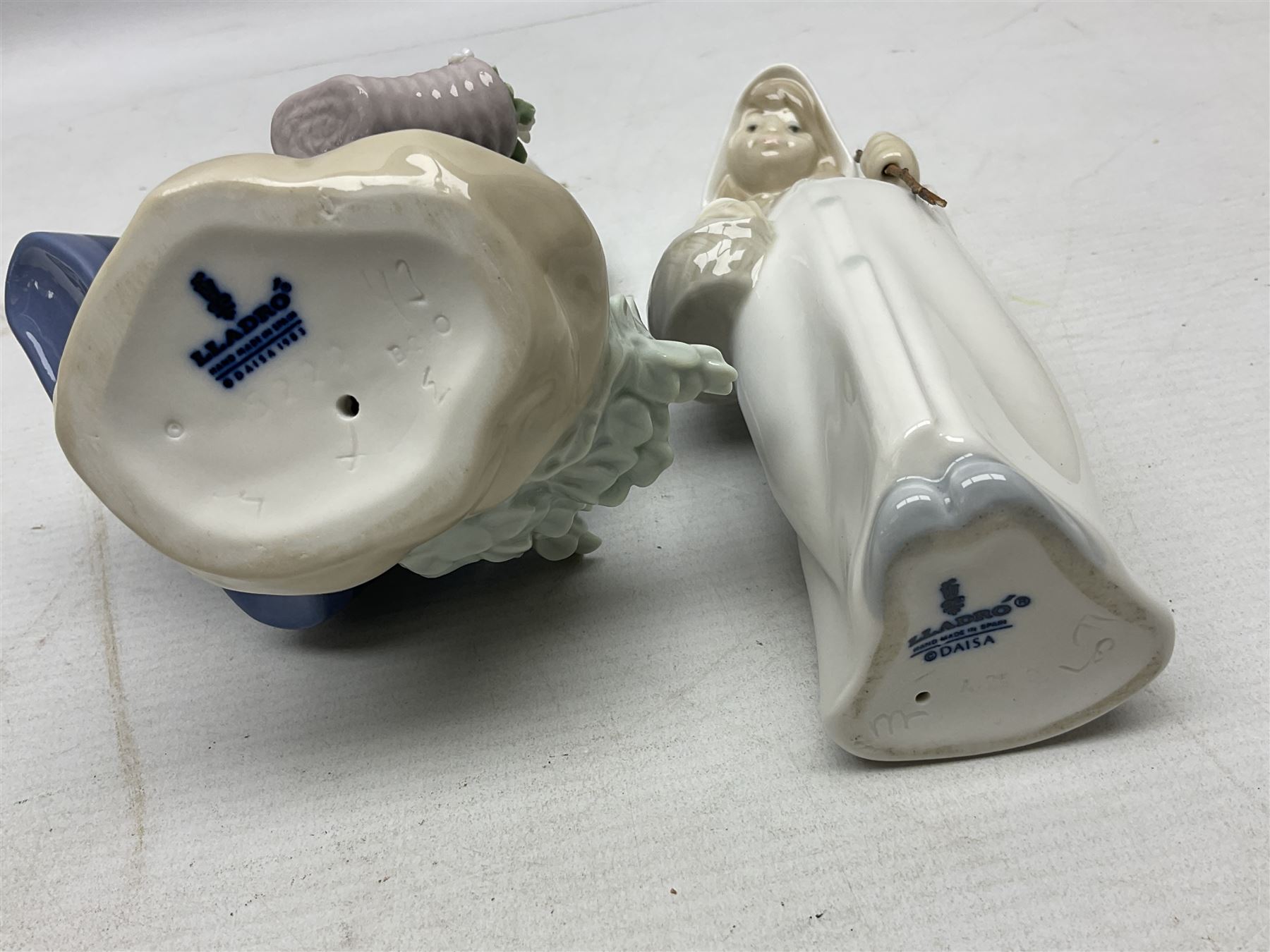 Four Lladro figures - Image 8 of 18