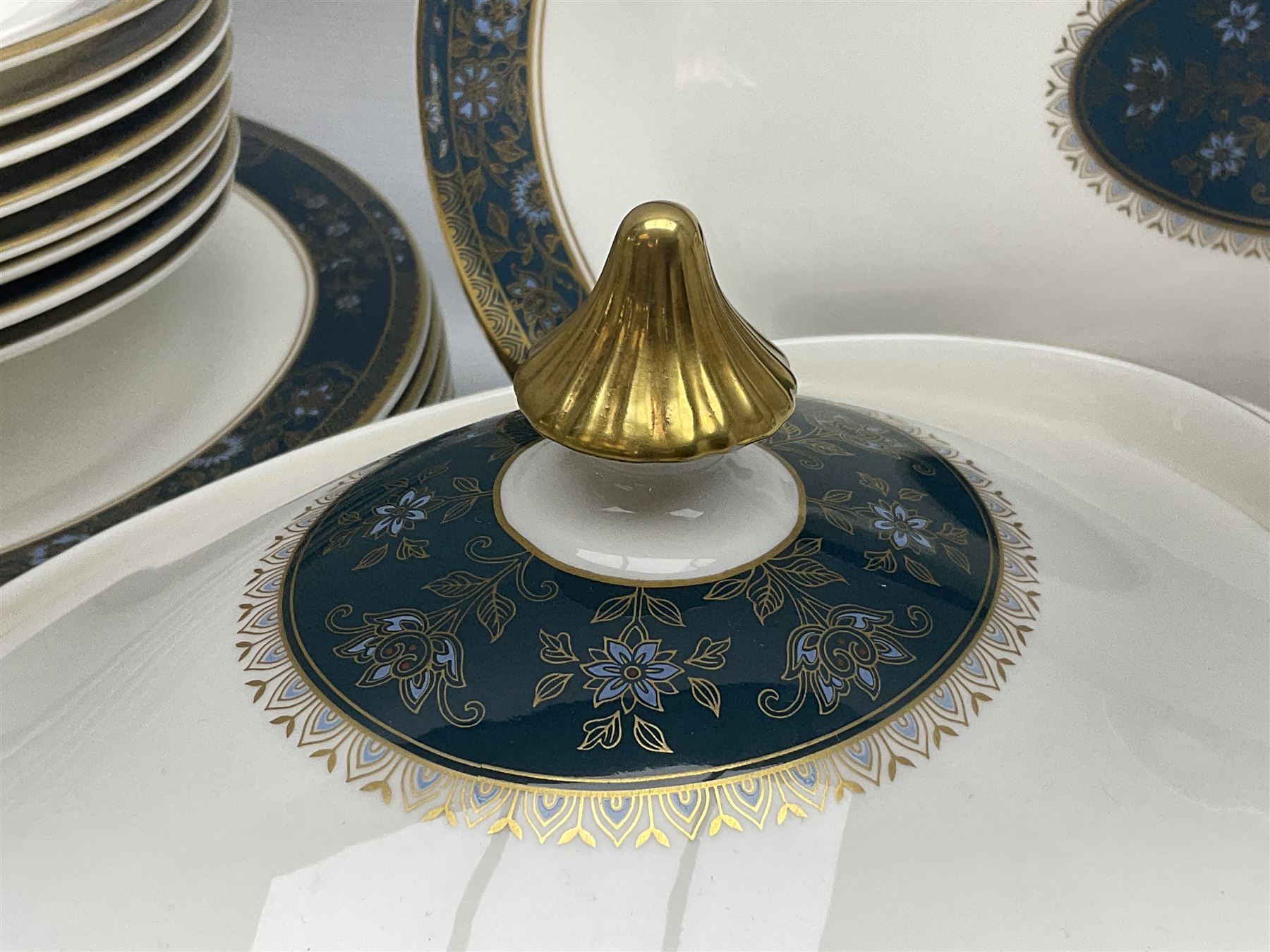 Royal Doulton Carlisle pattern dinner service for eight - Image 7 of 13