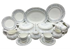 Royal Doulton tea and dinner wares in the Meadow Mist pattern