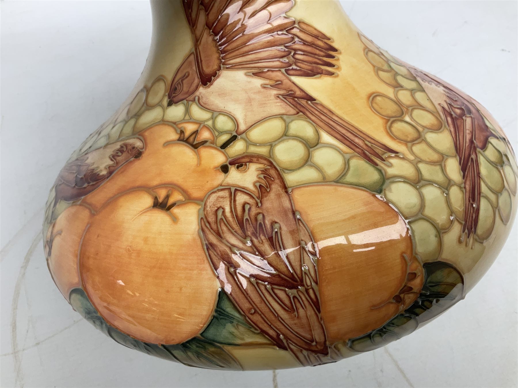 20th Century Moorcroft Finches pattern vase of squat form - Image 5 of 8