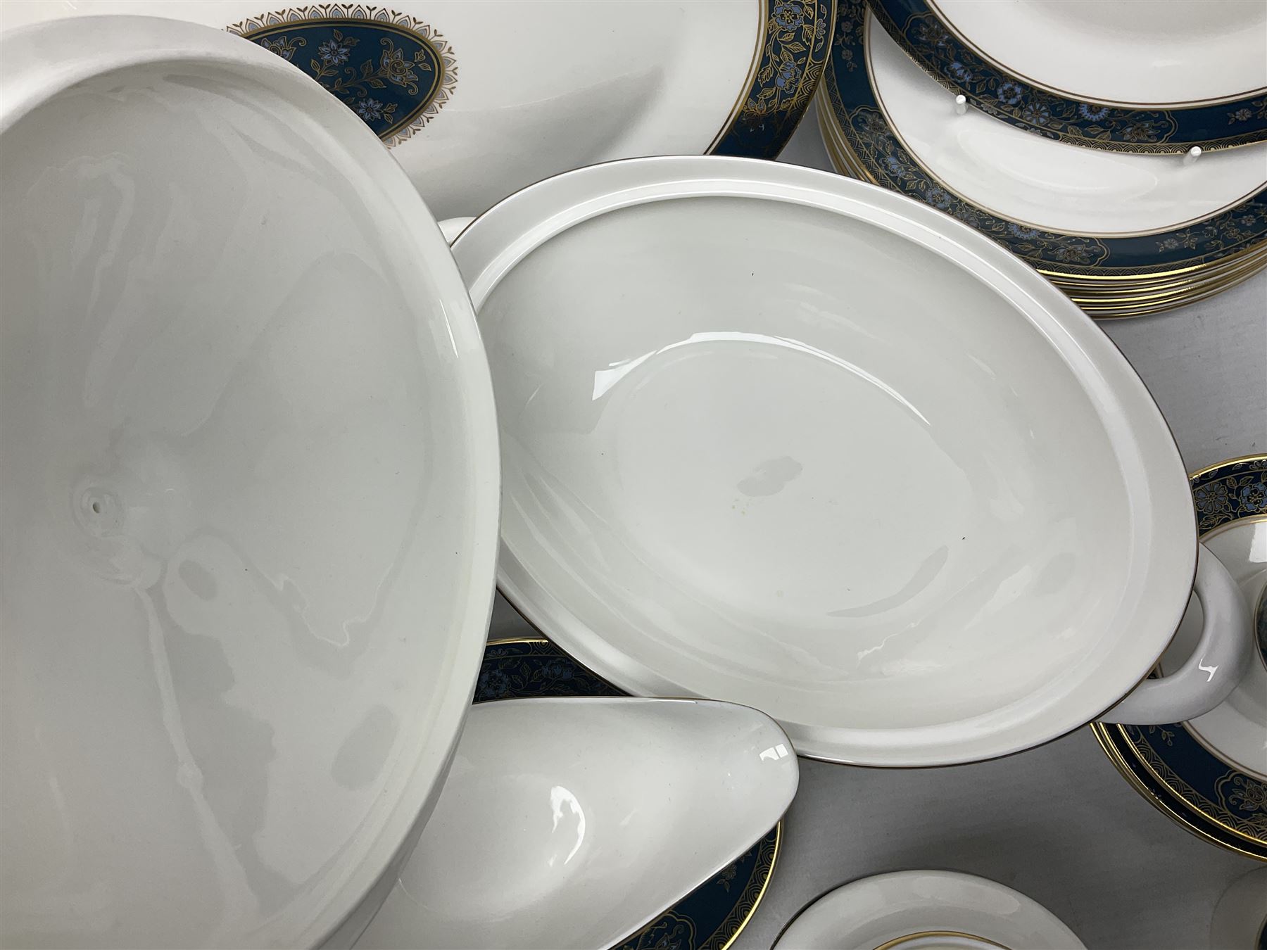 Royal Doulton Carlisle pattern dinner service for eight - Image 9 of 13