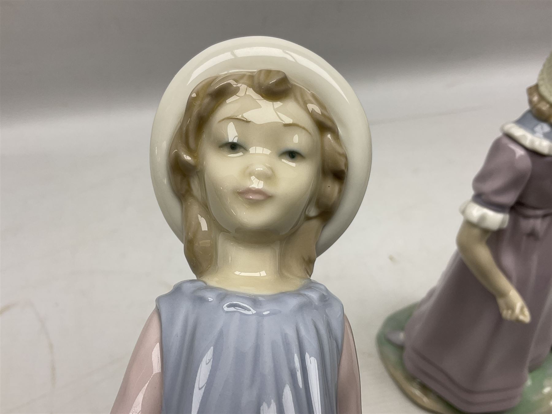 Four Lladro figures - Image 11 of 18