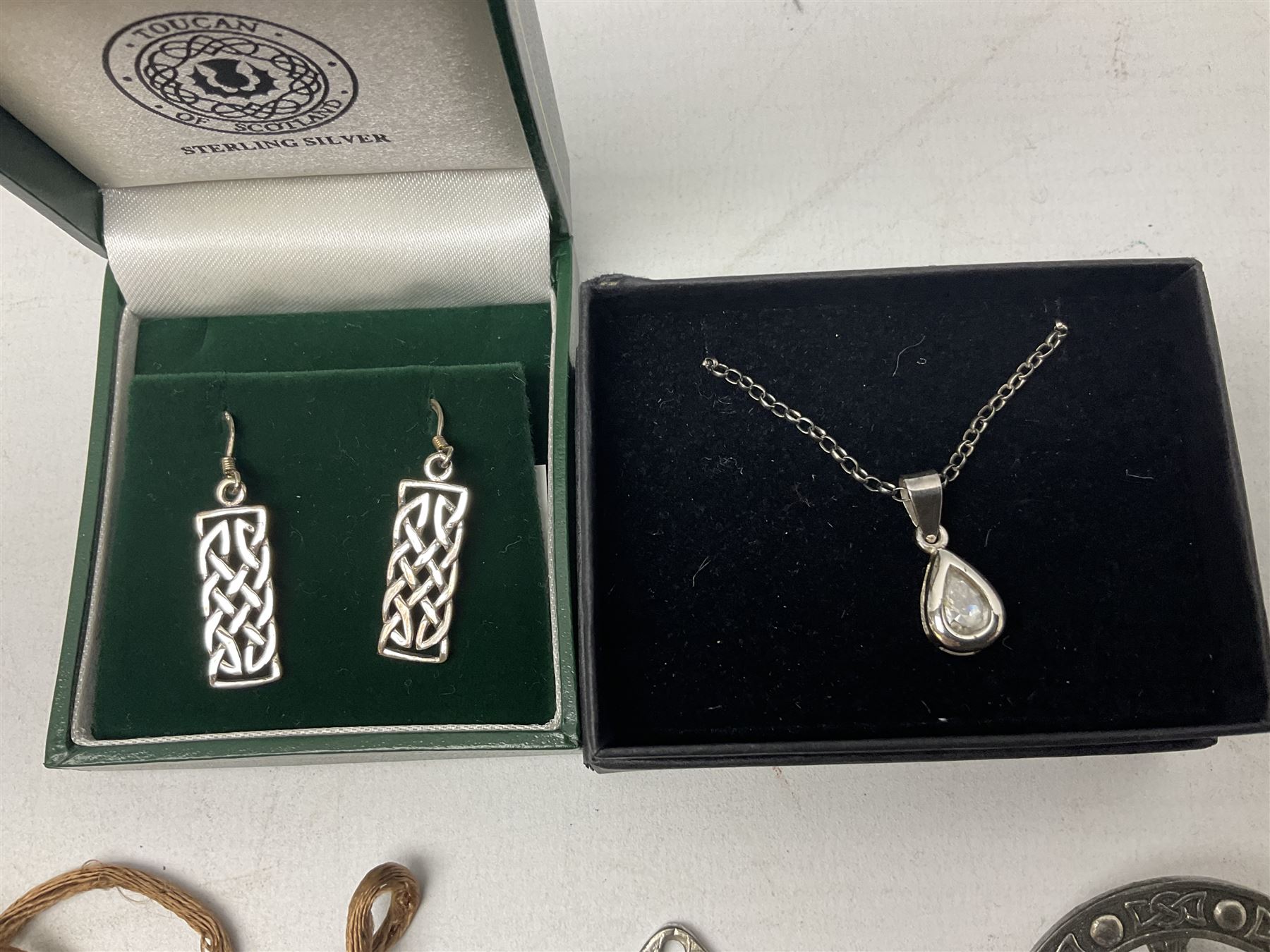 Collection of silver jewellery including two pairs of enamel earrings - Image 10 of 21