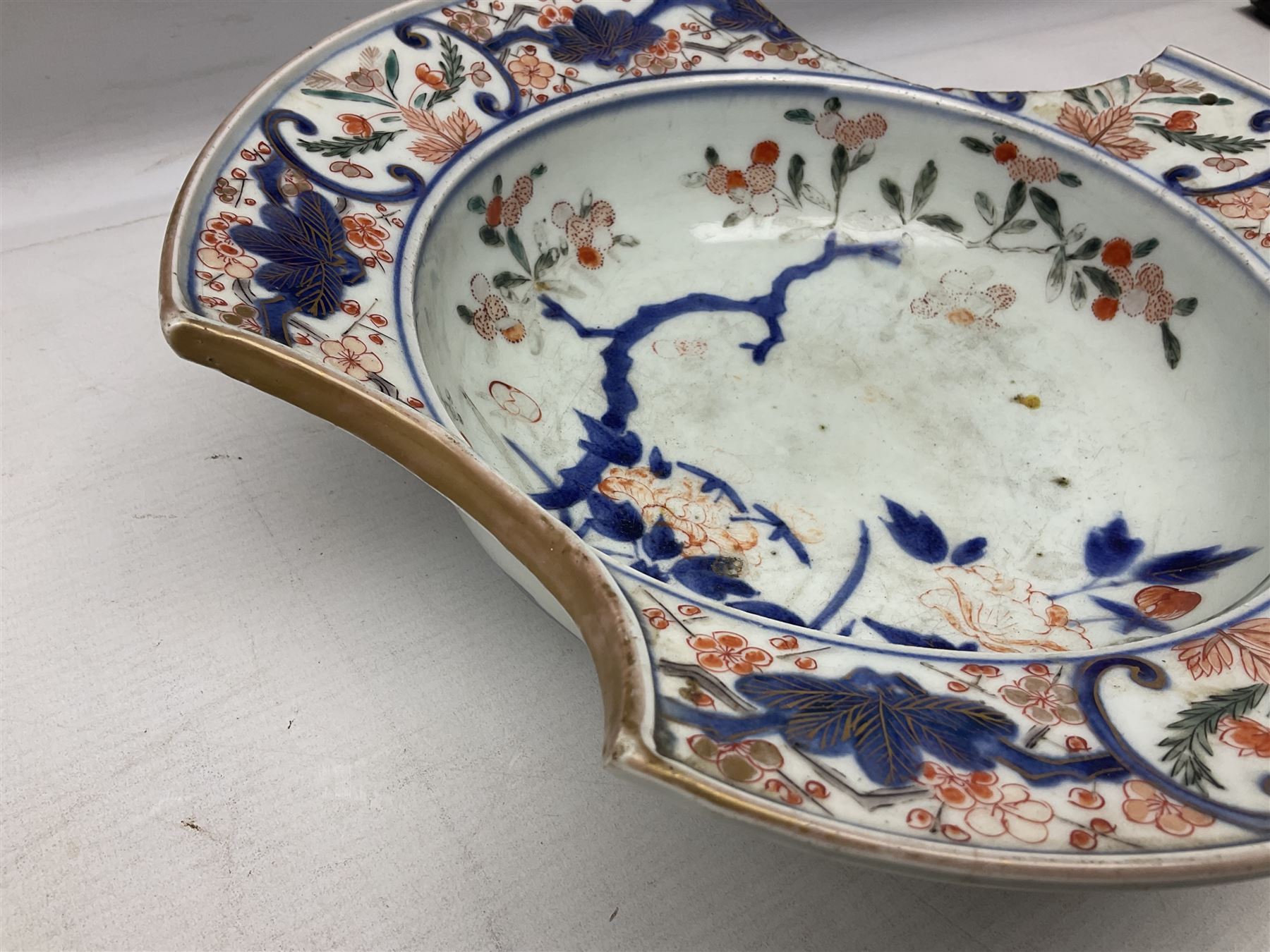 19th Century Imari pattern Japanese blood letting bowl - Image 5 of 13