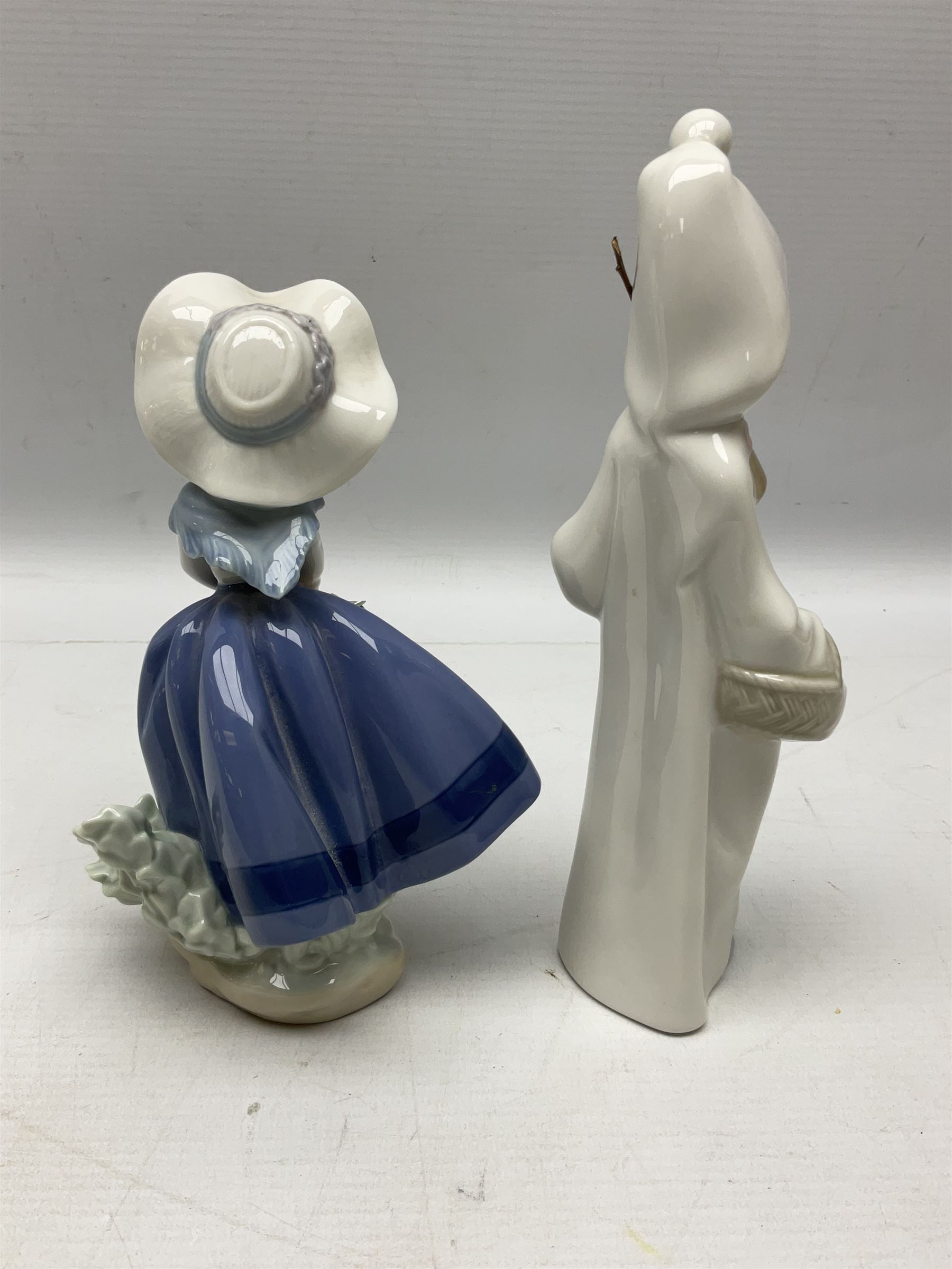 Four Lladro figures - Image 3 of 18