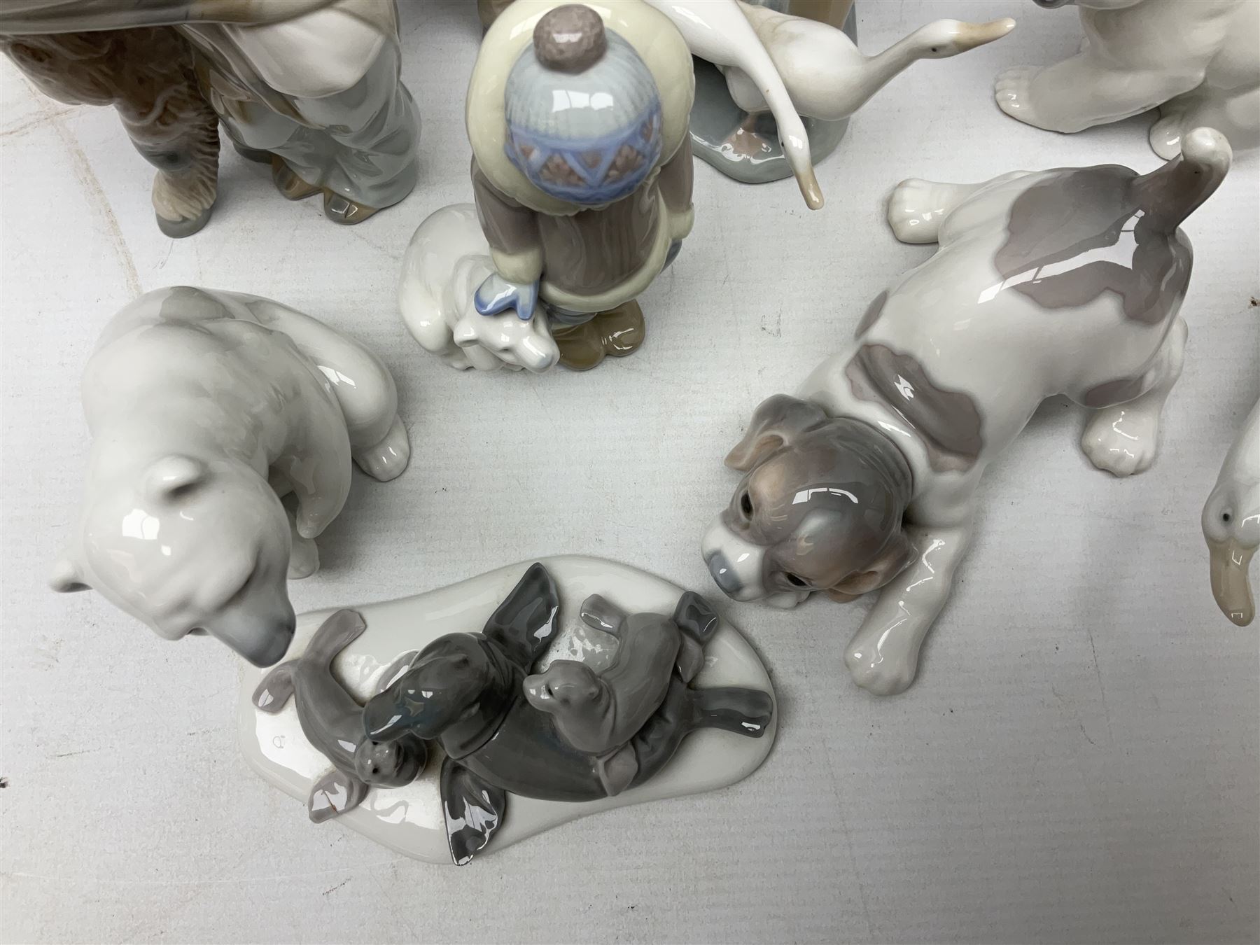 Seven Lladro figures - Image 4 of 19