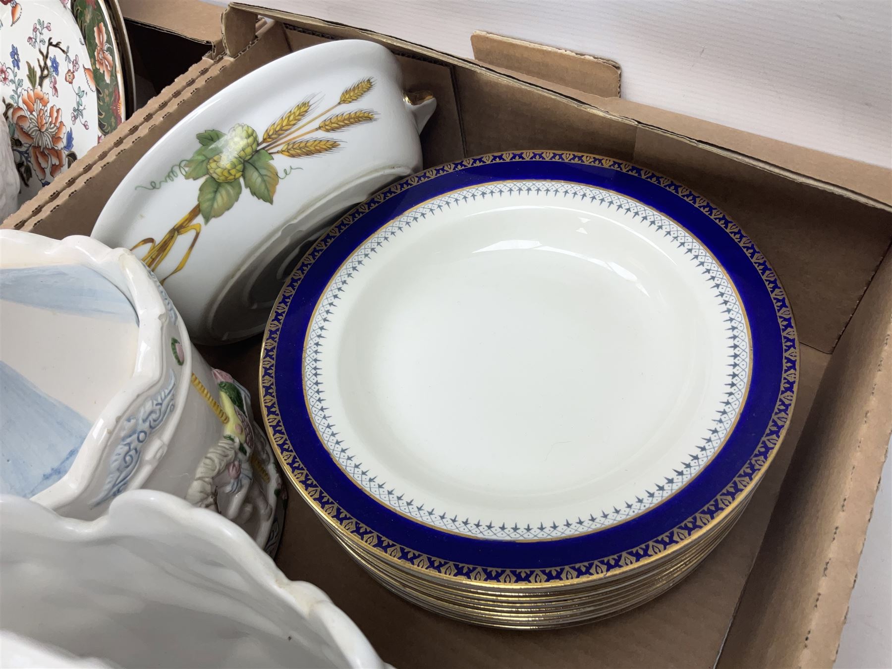 Quantity of Victorian and later ceramics to include Wedgwood Imperial dinner wares - Image 15 of 15