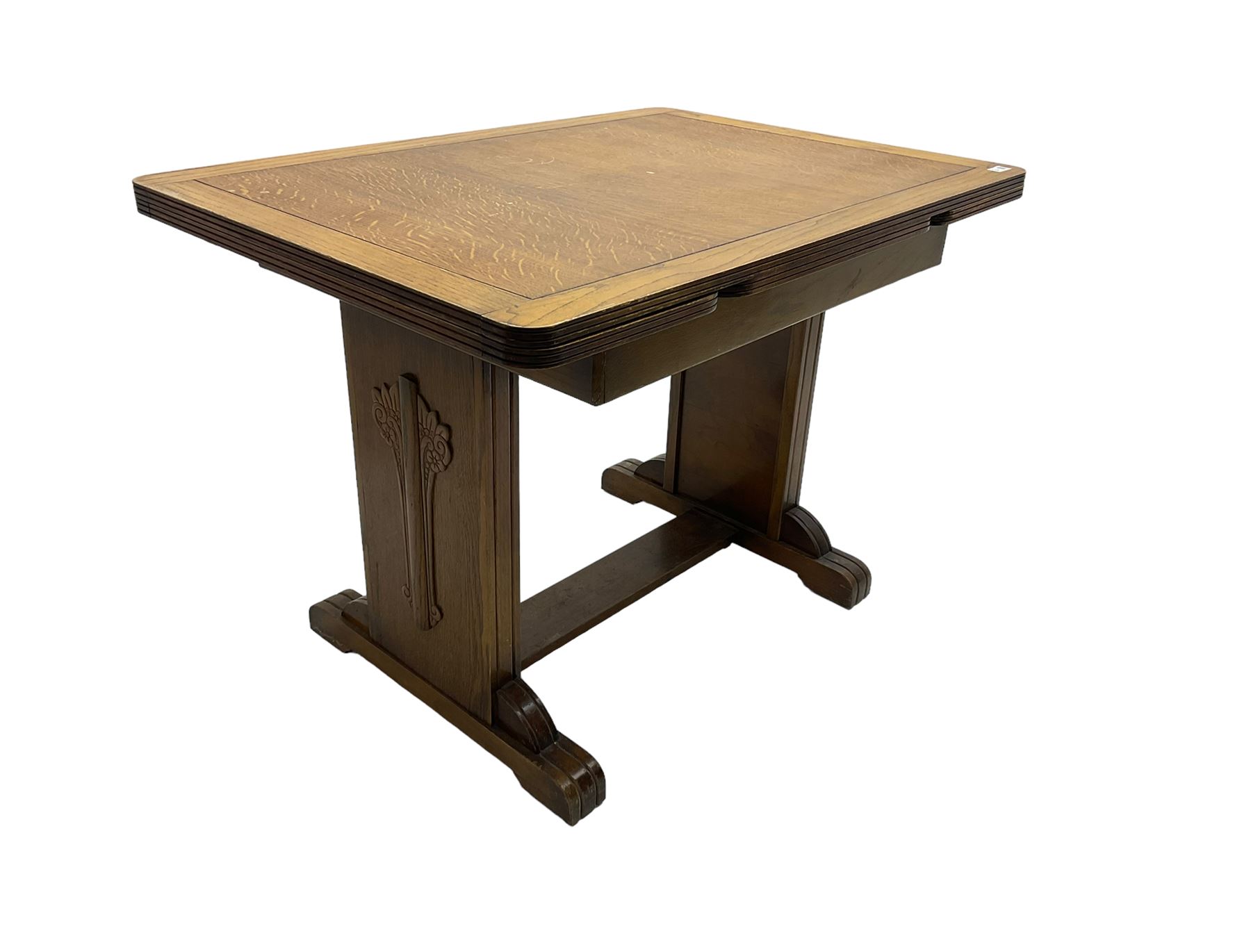 Oak rectangular extending dining table - Image 2 of 3