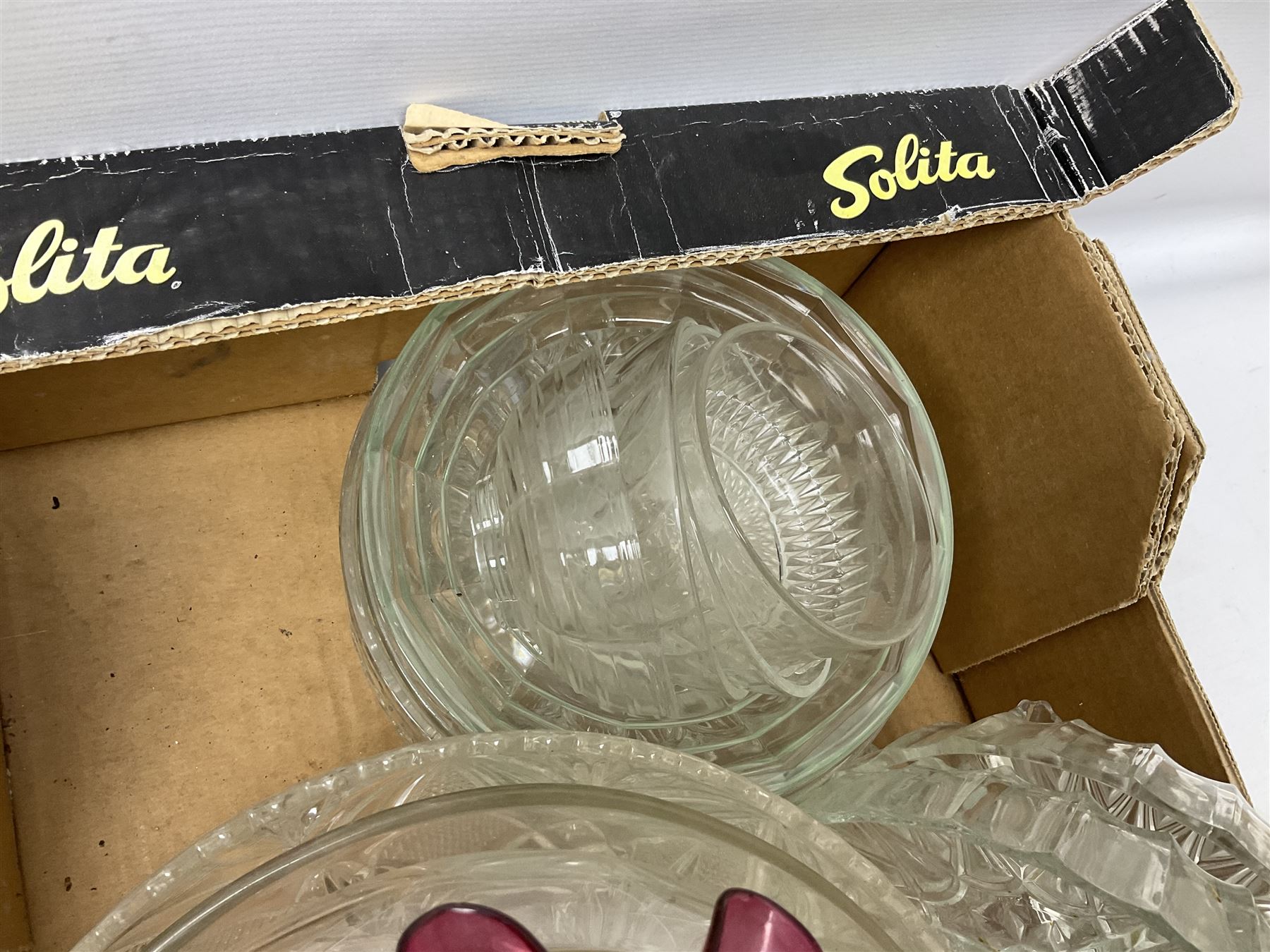 Large collection of glassware to include Schweppes soda syphon - Image 8 of 15