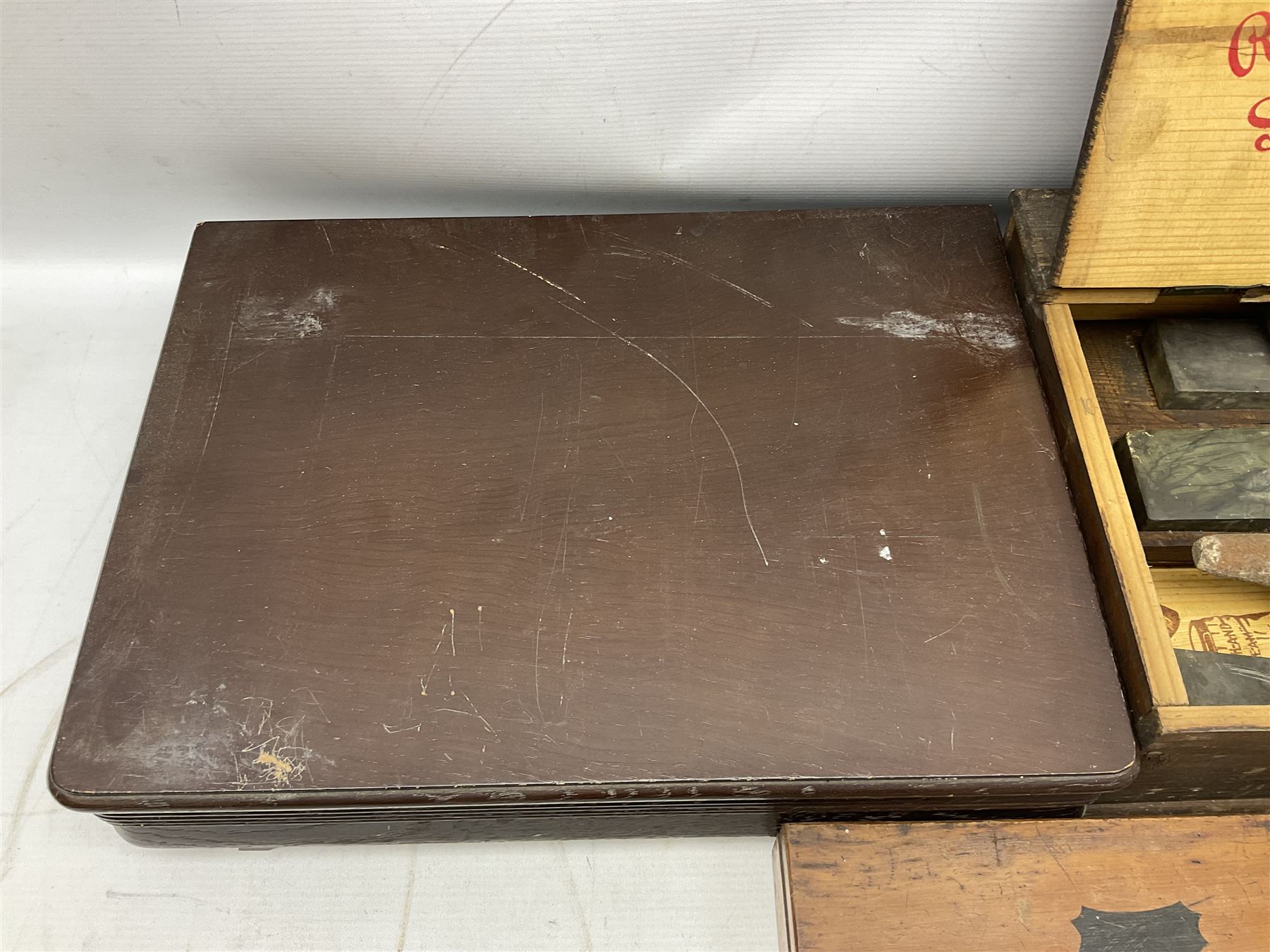 Quantity of oil and sharpening stones in wood box - Image 4 of 10