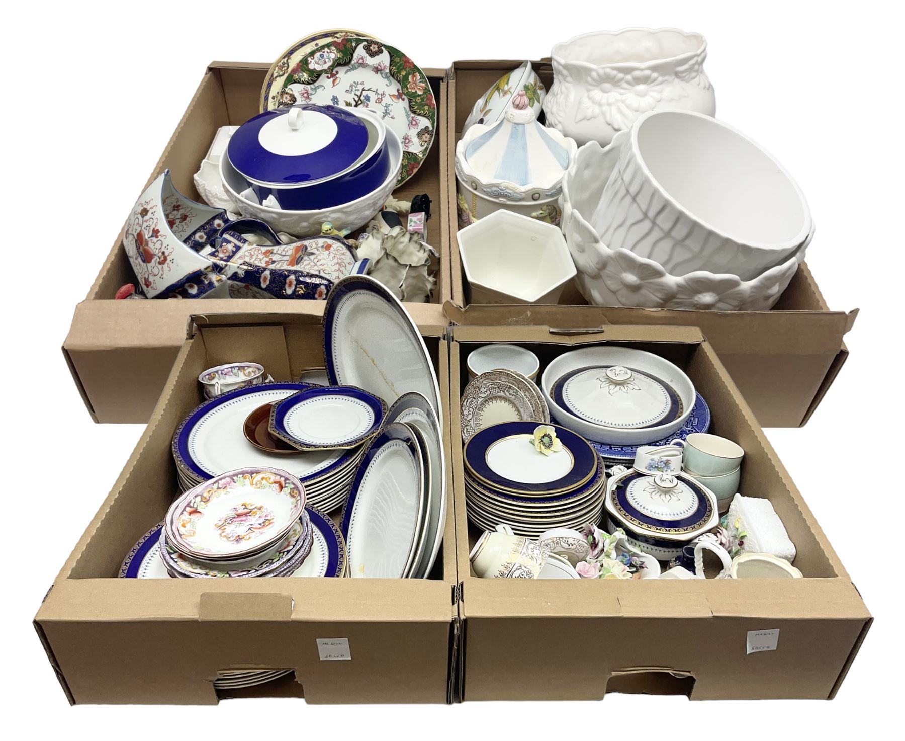 Quantity of Victorian and later ceramics to include Wedgwood Imperial dinner wares