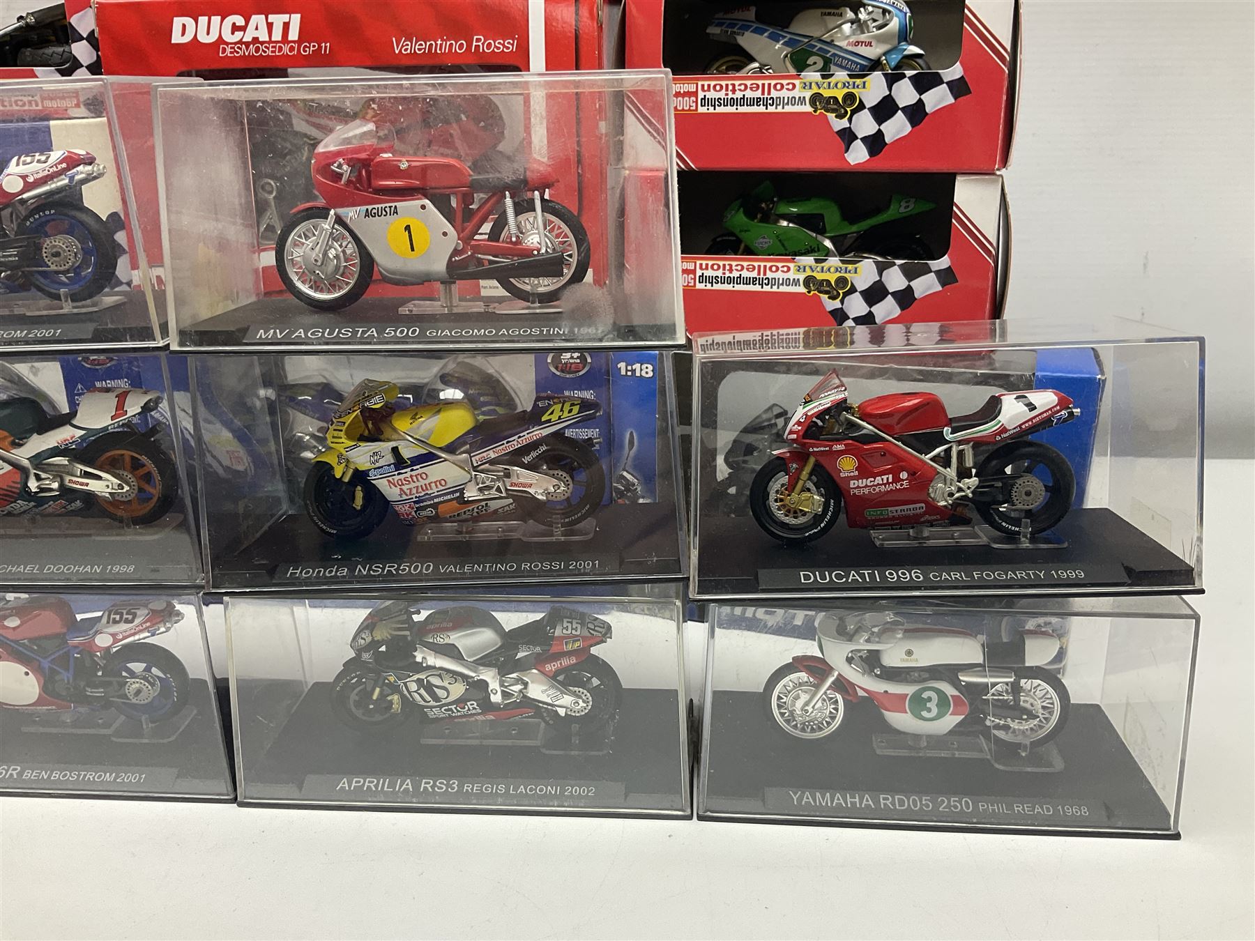 Fifty-one die-cast models of motorcycles by Maisto - Image 12 of 18