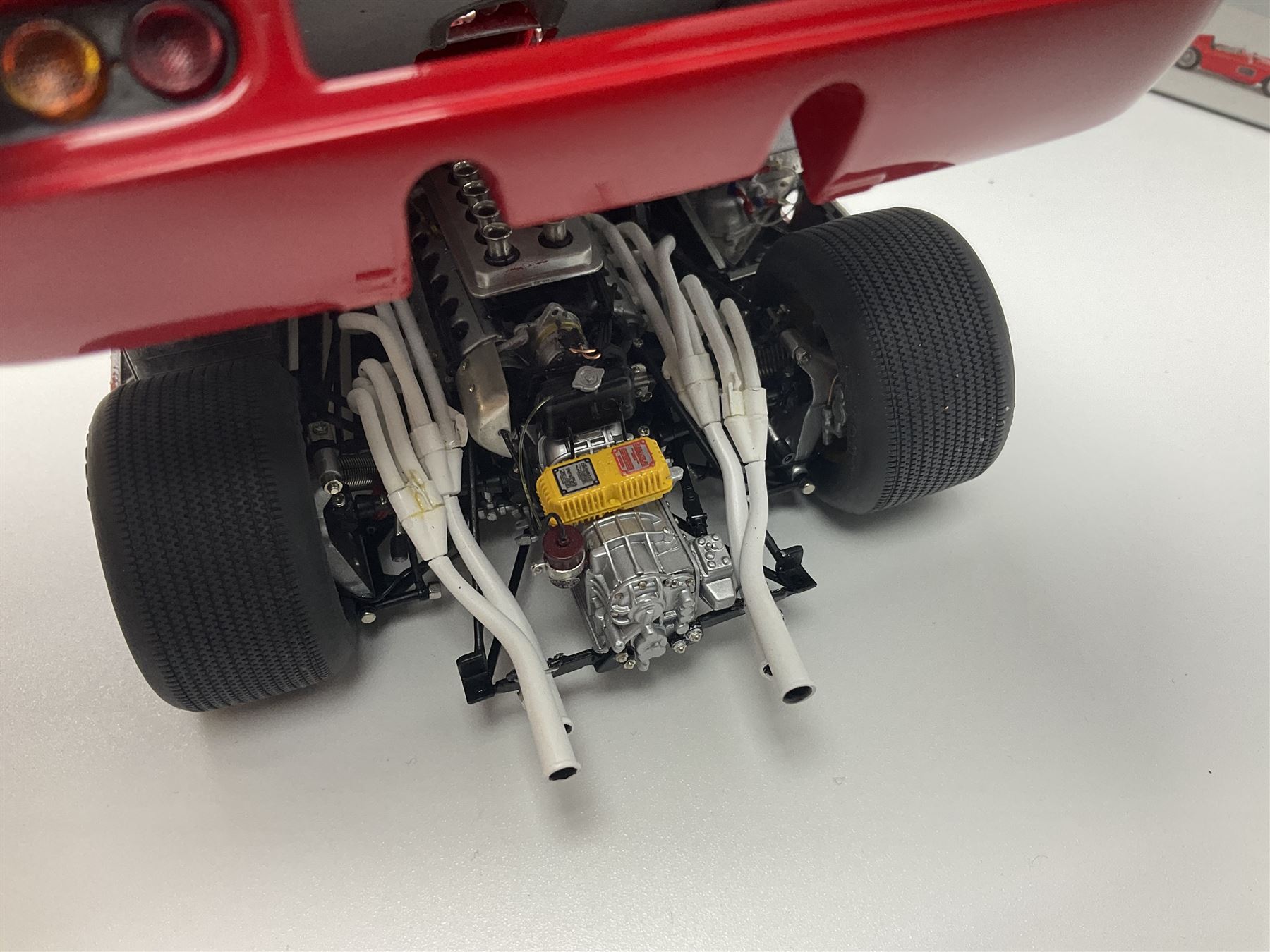 CMC 1:18 Scale Model of a Ferrari 312P Spyder 'Sebring Rennversion - Image 5 of 14