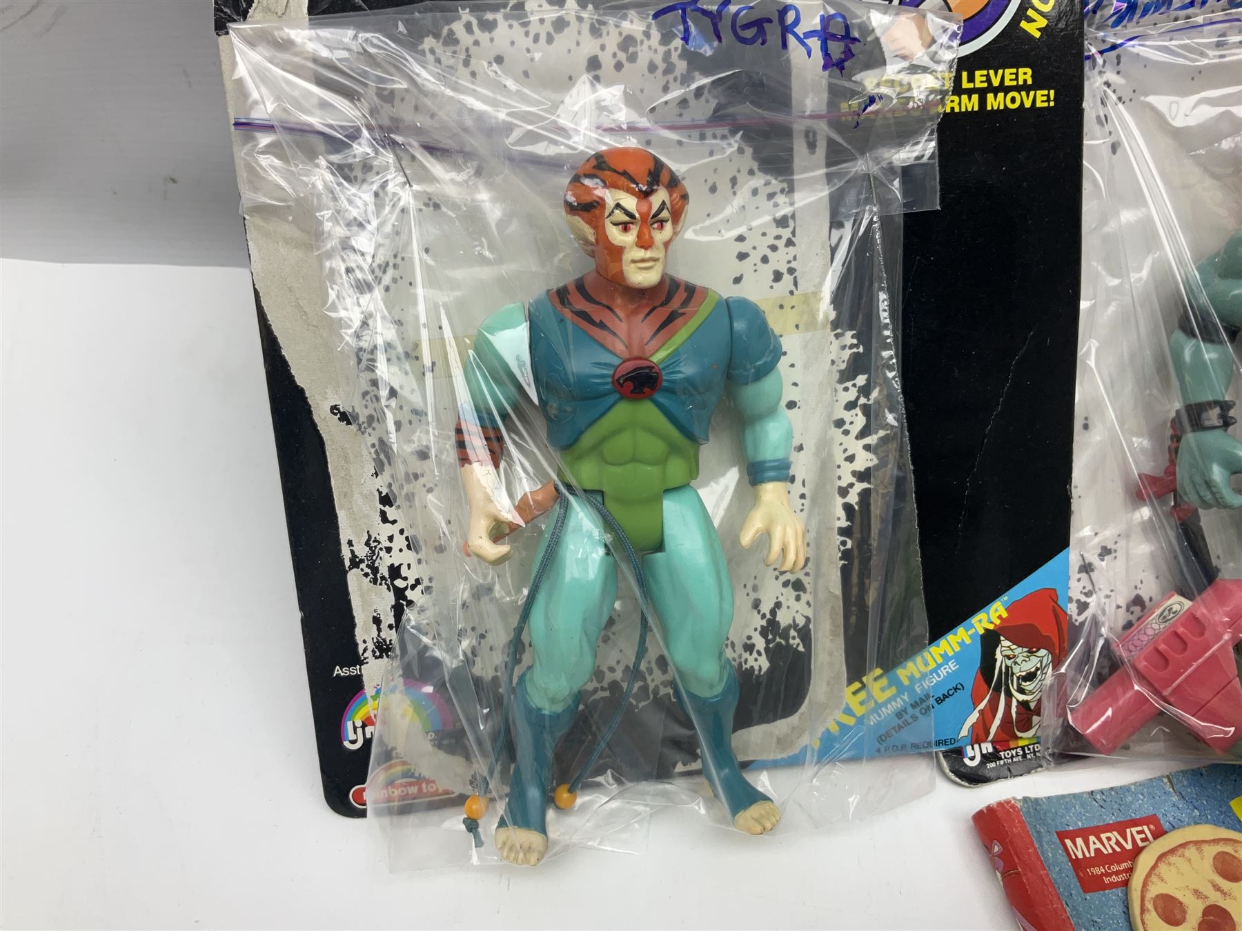 Five 1980s LJN Thundercats figures - Lion-O with sword - Image 2 of 11