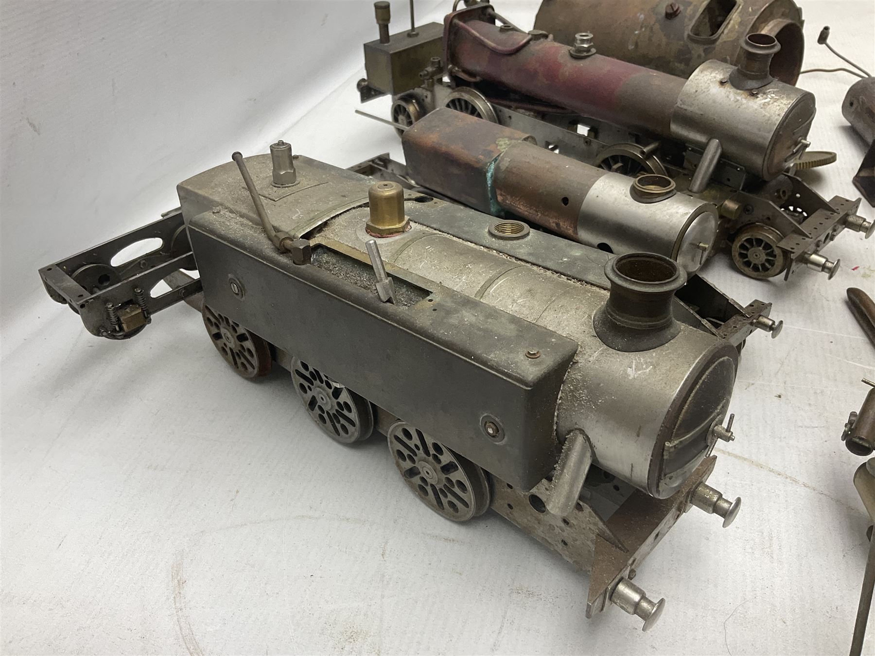 Three part-built live steam locomotives - 1.75" gauge 0-6-0 Pannier tank engine L34cm; 1.75" gauge 2 - Image 10 of 24