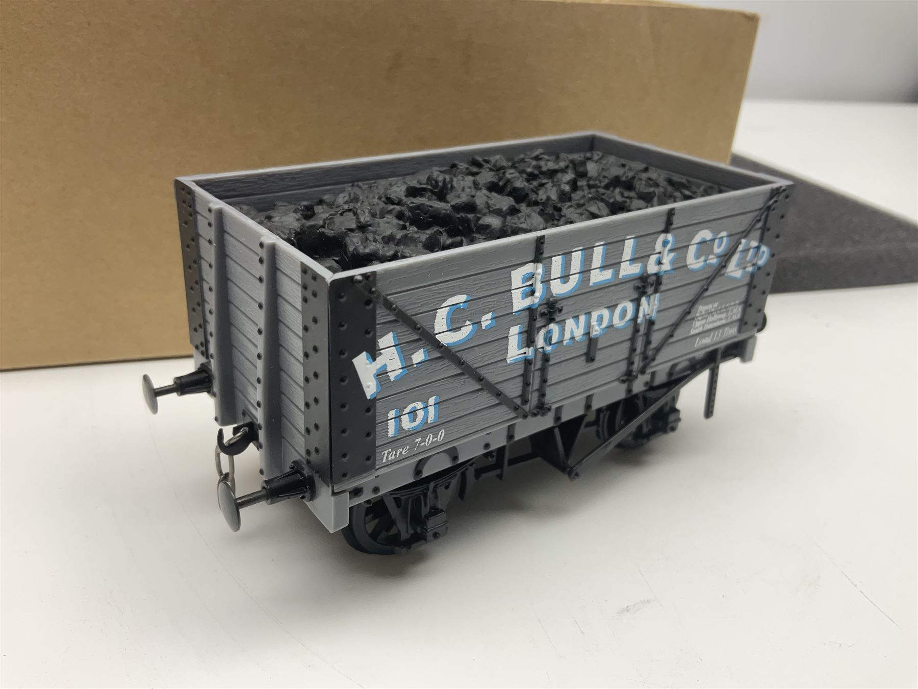 '0' gauge - two Finescale Wagons by Skytrex - Image 7 of 8