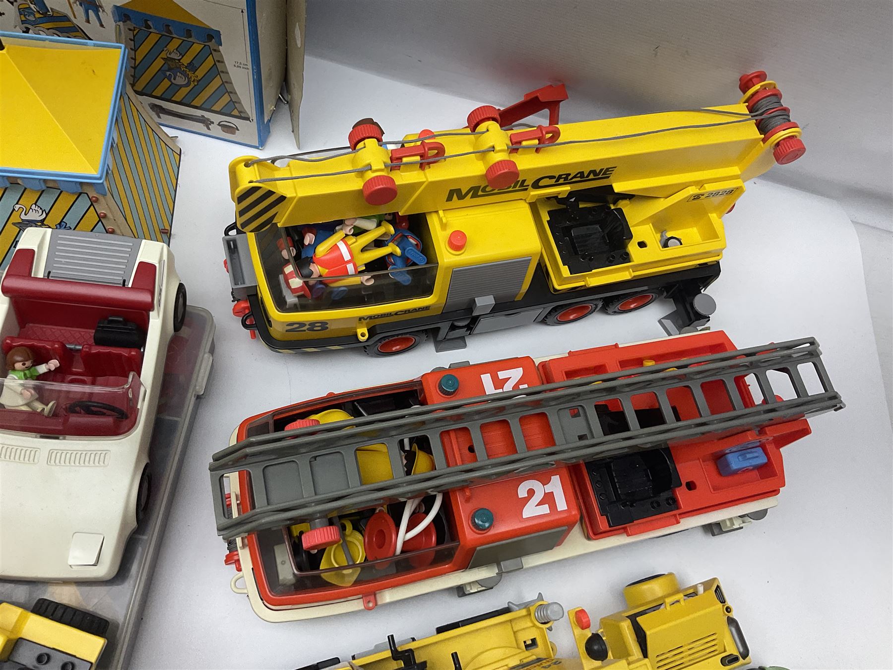 Collection of 1980s/90s Playmobil - vehicles including Fire-Engine No.21 - Image 7 of 14