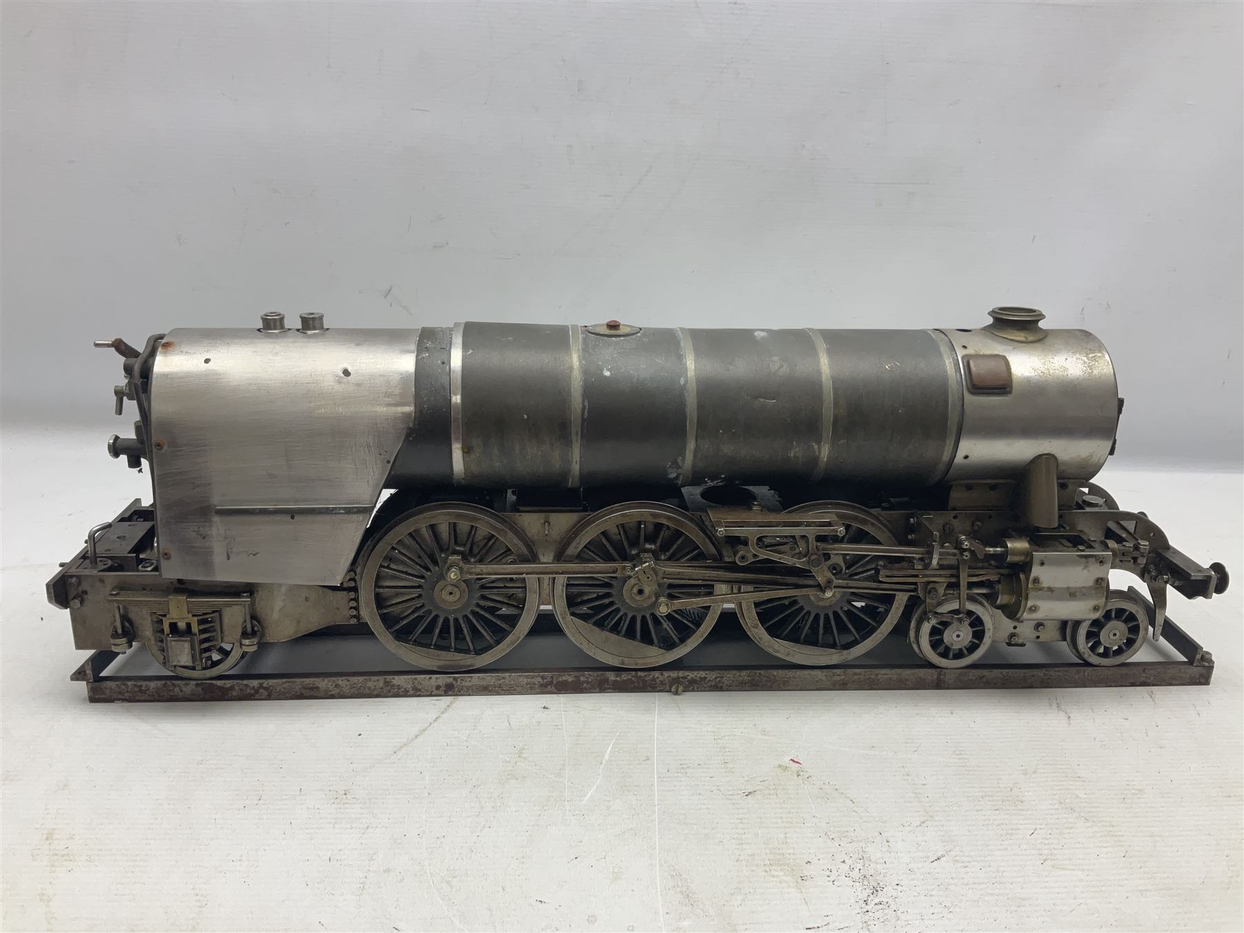 Part-built 2.5" gauge live-steam model of a Class A1/A3 4-6-2 locomotive similar to 'Flying Scotsman - Image 10 of 17