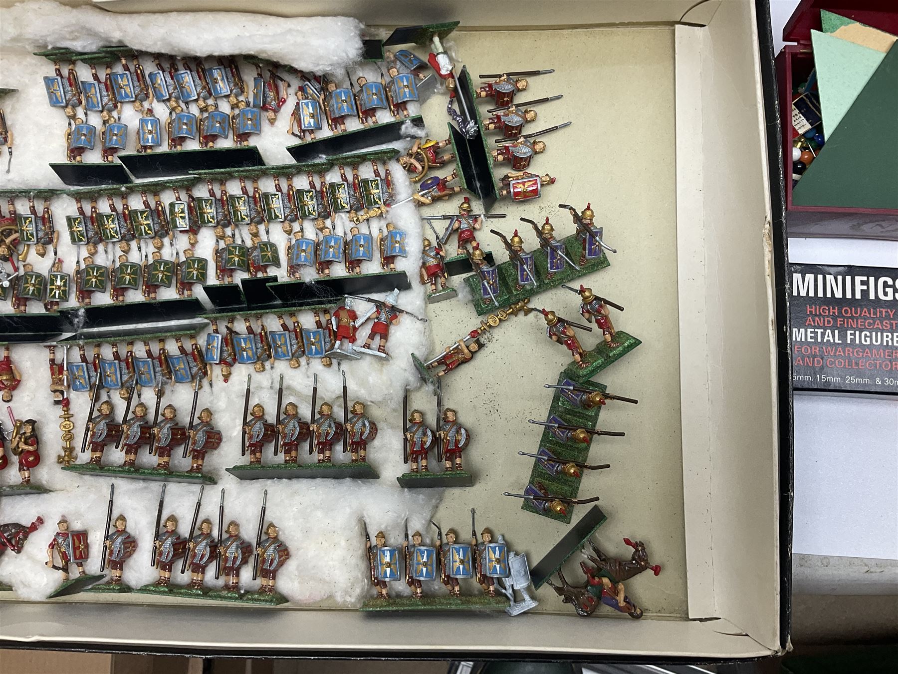 Painted metal wargame figures - over four hundred including Normans and Saxons - Image 9 of 14