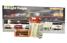 Hornby '00' gauge - Midnight Freight electric train set with Class 58 diesel Co-Co locomotive No.580