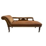 Late 19th century walnut framed chaise longue