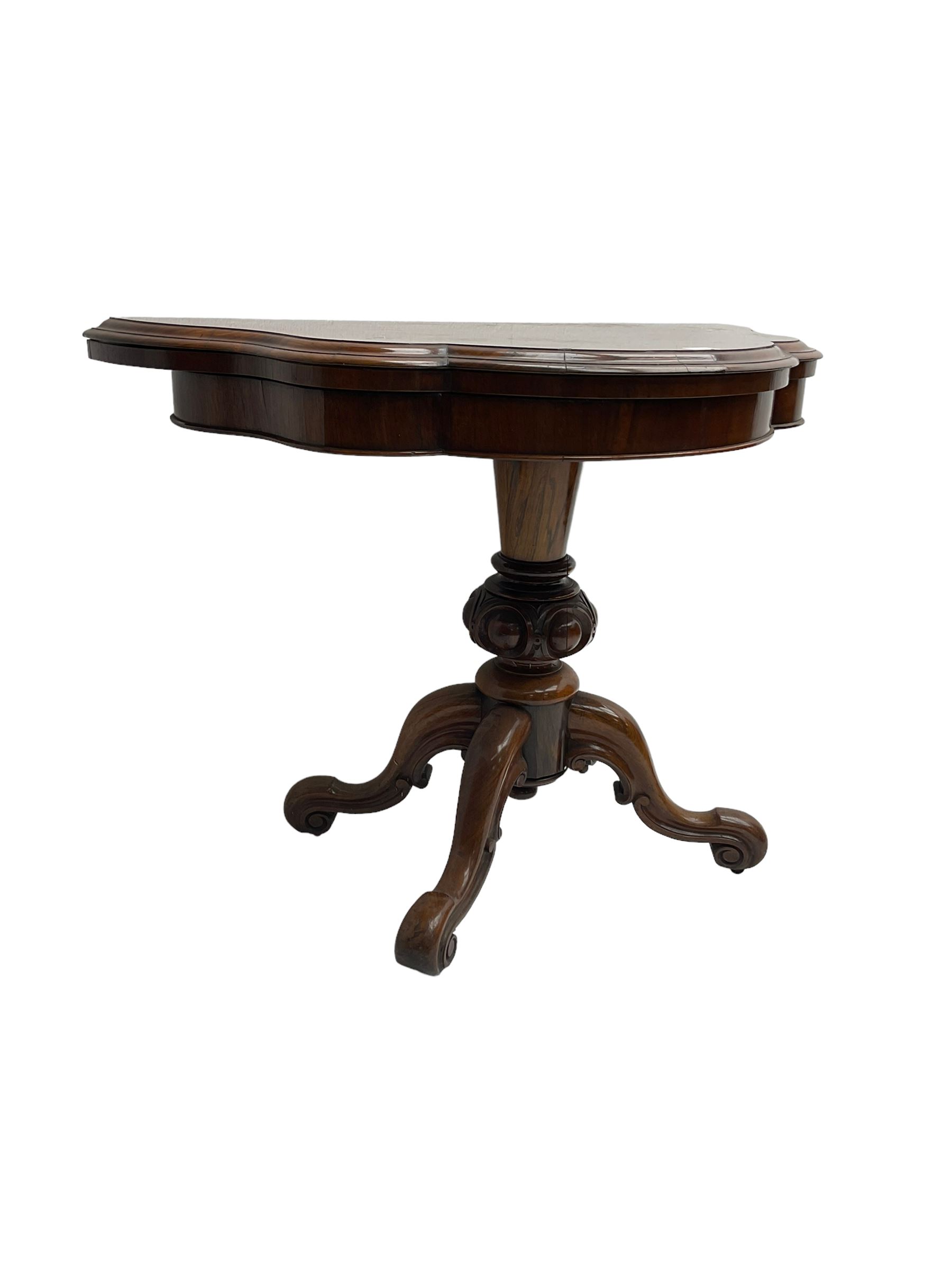 Victorian rosewood serpentine tea table - Image 3 of 7