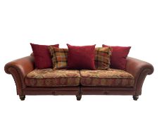 Grande traditional design four seat sofa