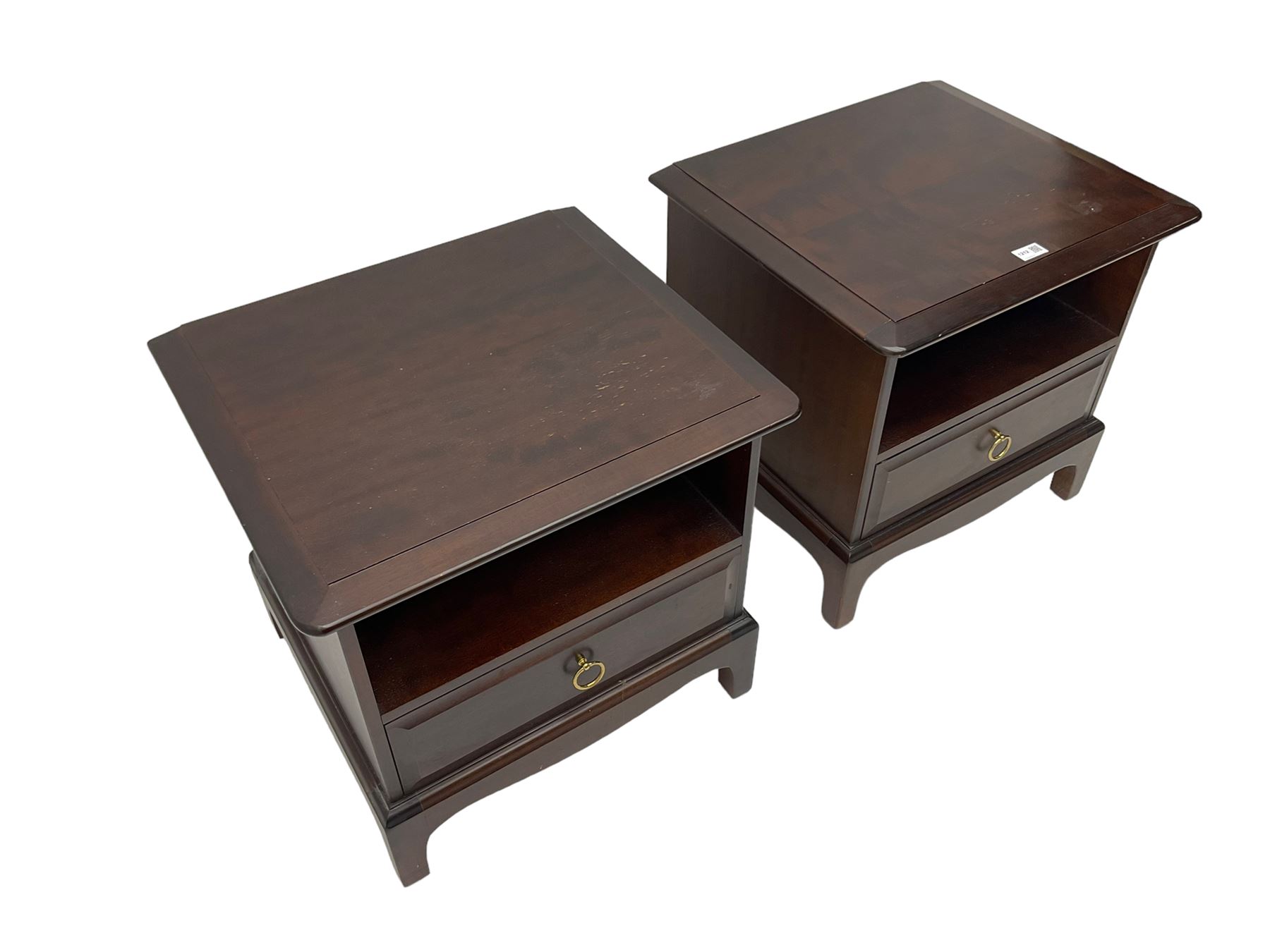 Stag Minstrel - pair of mahogany bedside lamp tables - Image 6 of 6