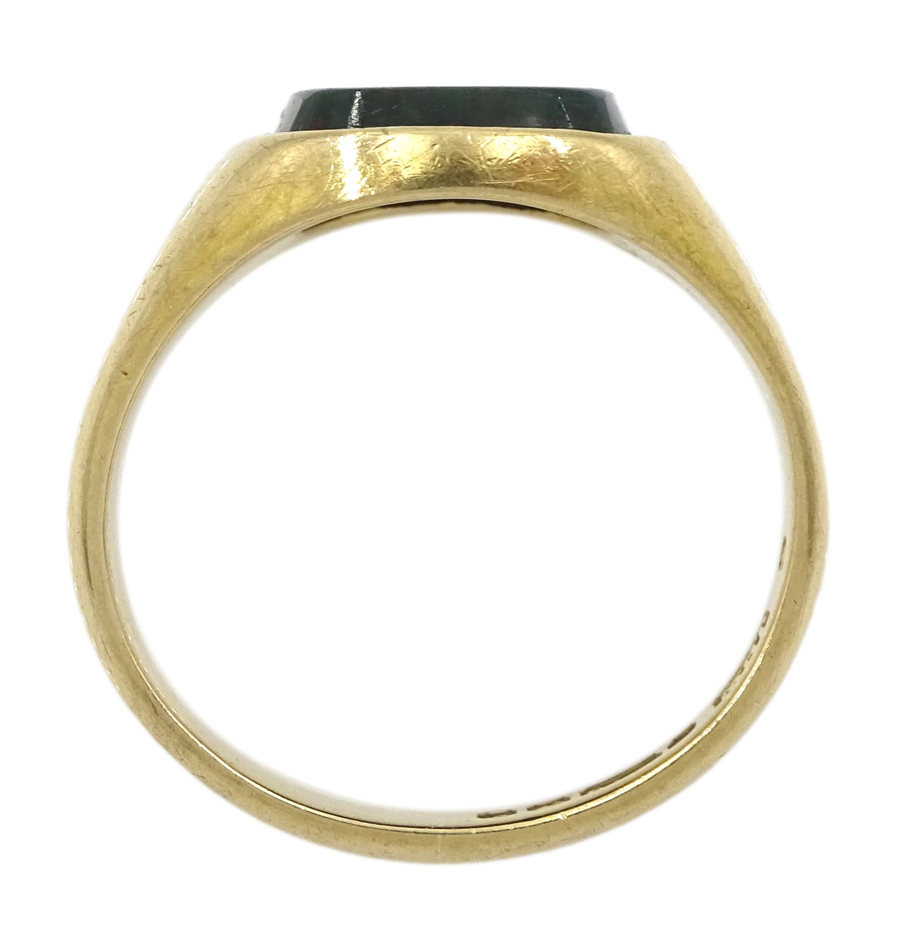 9ct gold bloodstone signet ring - Image 4 of 4