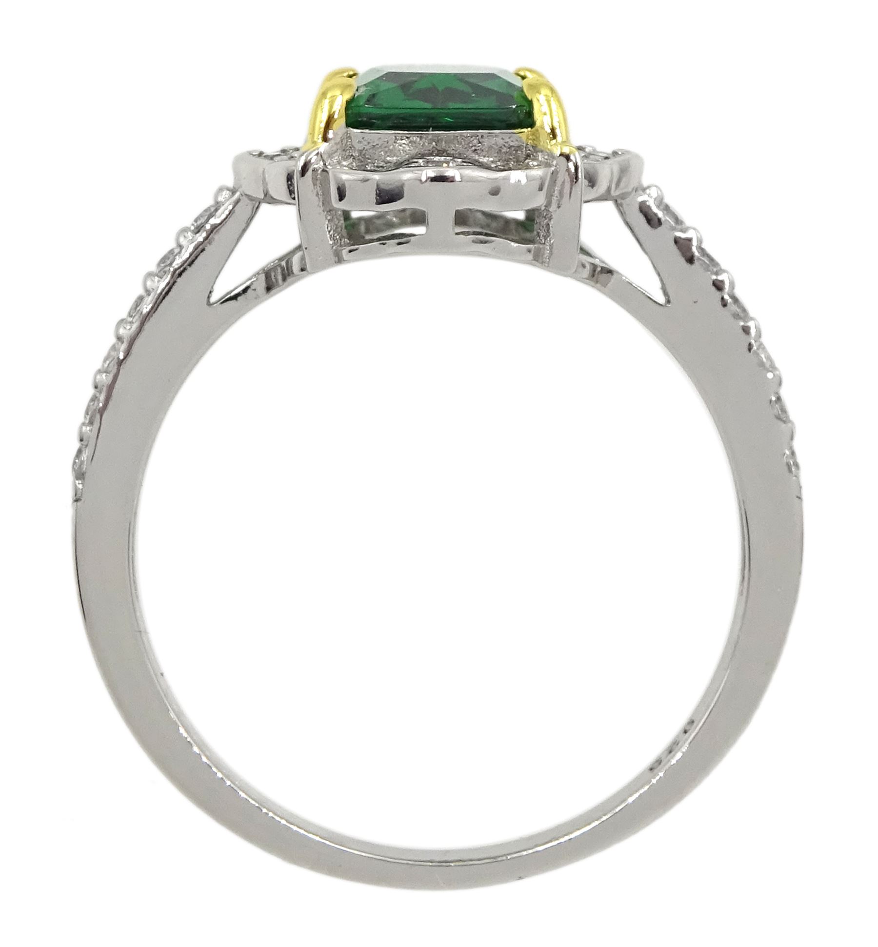Silver green stone and cubic zirconia cluster ring - Image 4 of 4