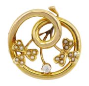 Early 20th century 15ct gold old cut diamond and seed pearl shamrock brooch