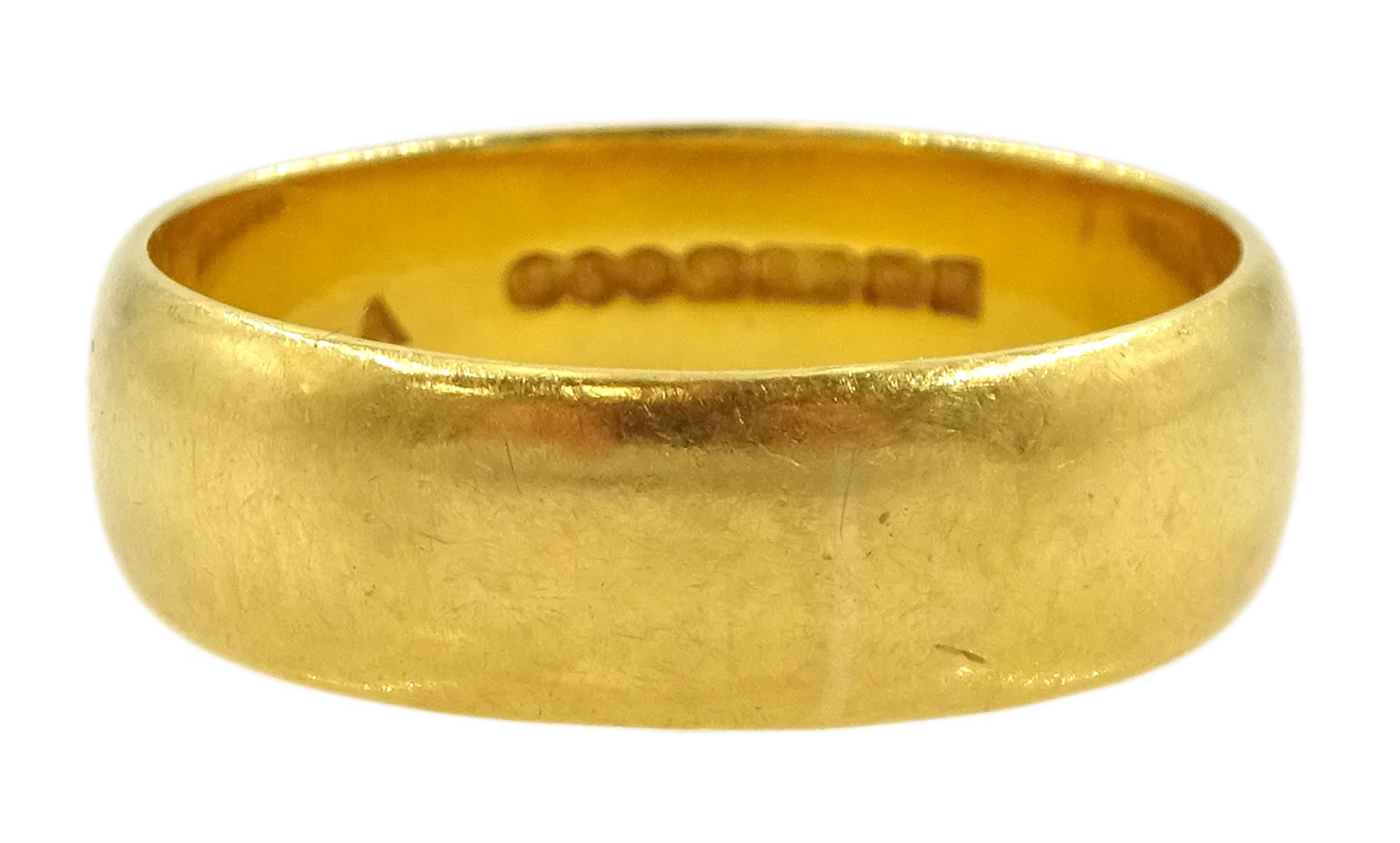 22ct gold wedding band