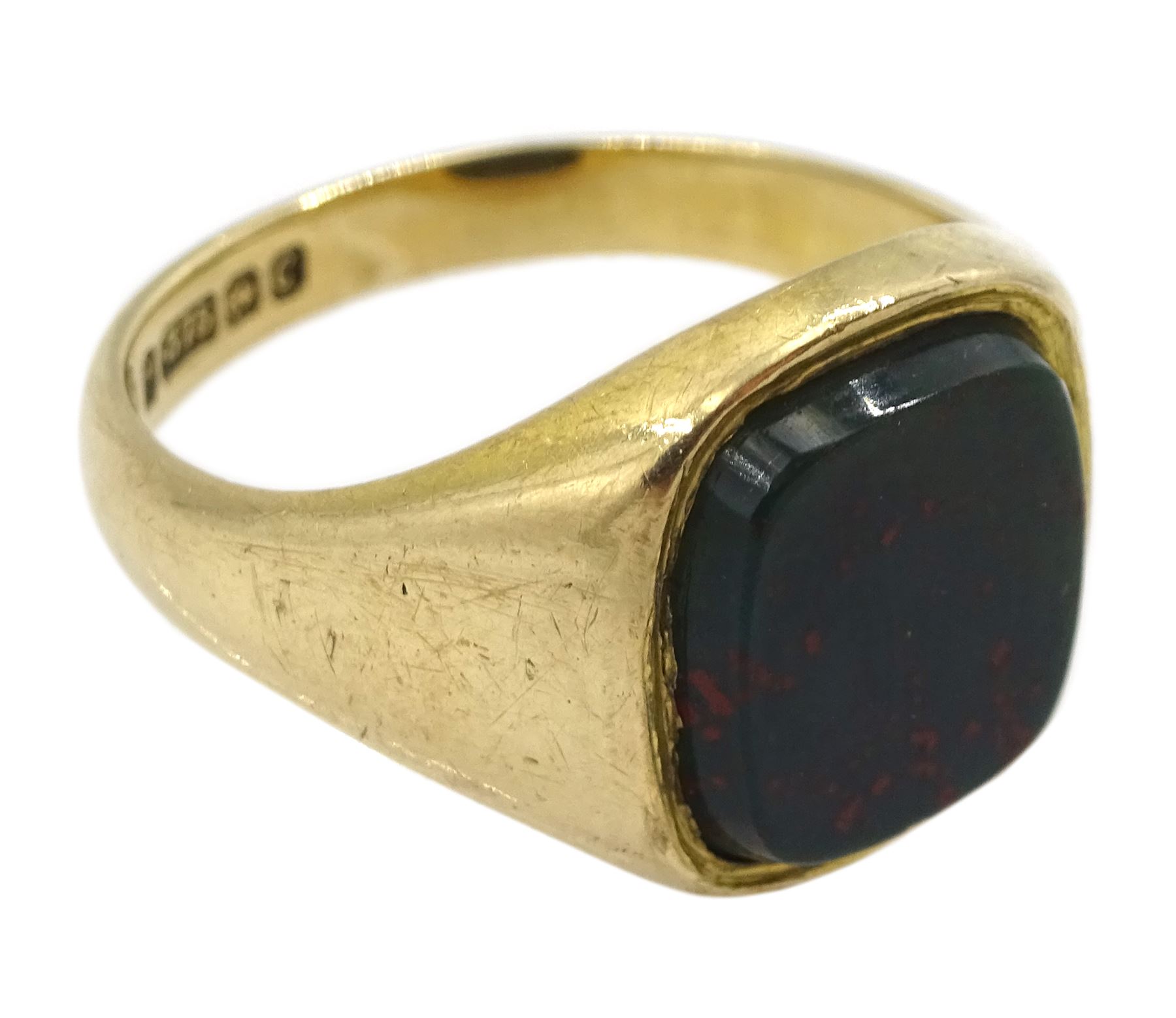 9ct gold bloodstone signet ring - Image 3 of 4