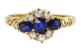 Victorian 18ct gold sapphire and diamond cluster ring