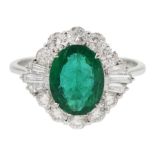 18ct white gold oval emerald