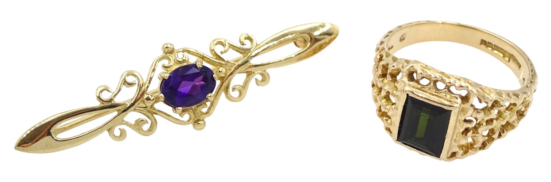 Gold green paste pierced ring and a gold oval amethyst openwork brooch