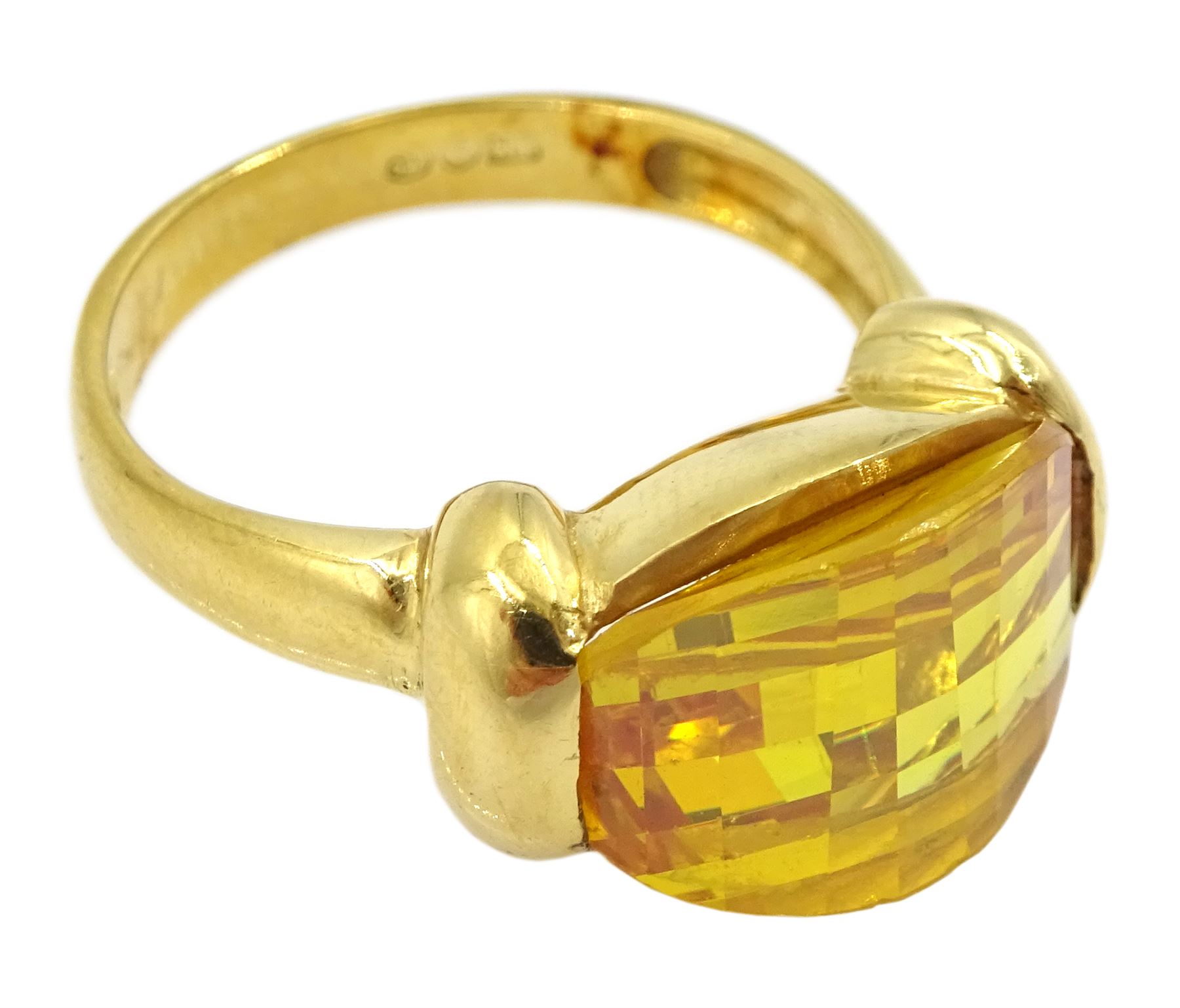 18ct gold oval briolette cut citrine ring - Image 3 of 4