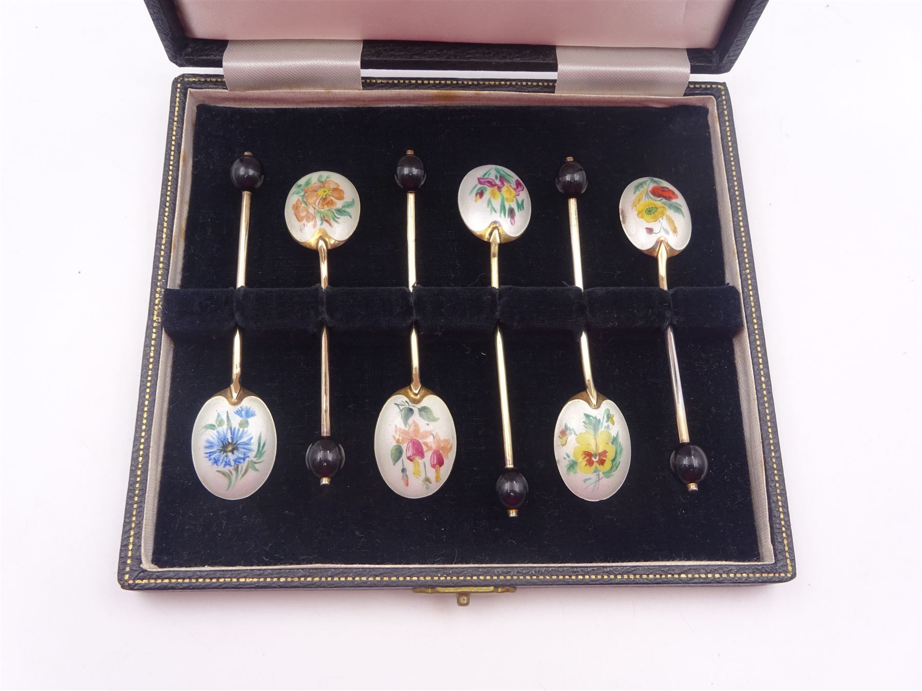 Set of six modern silver-gilt coffee bean spoons - Image 3 of 4