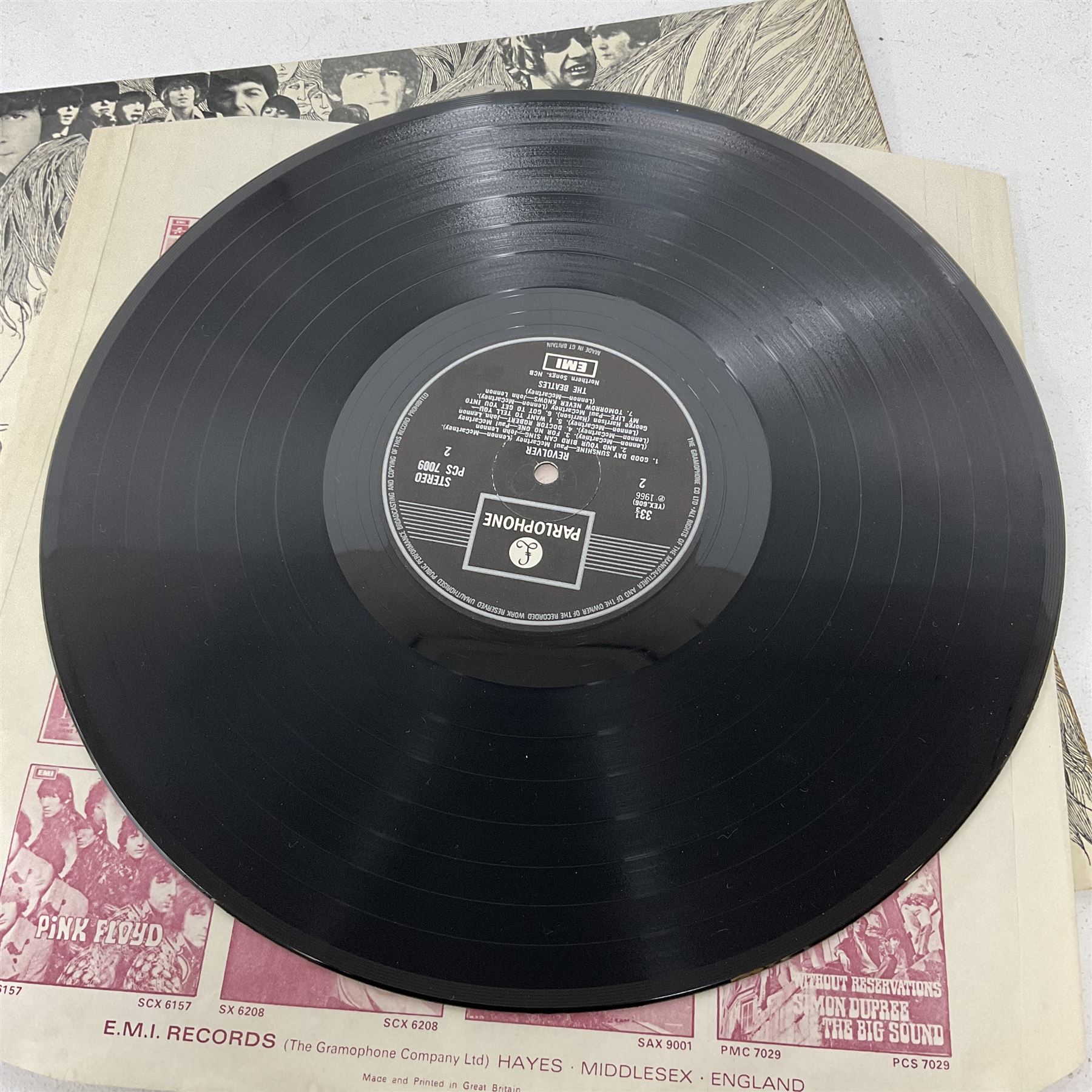 Eight The Beatles and related vinyl records - Image 10 of 20
