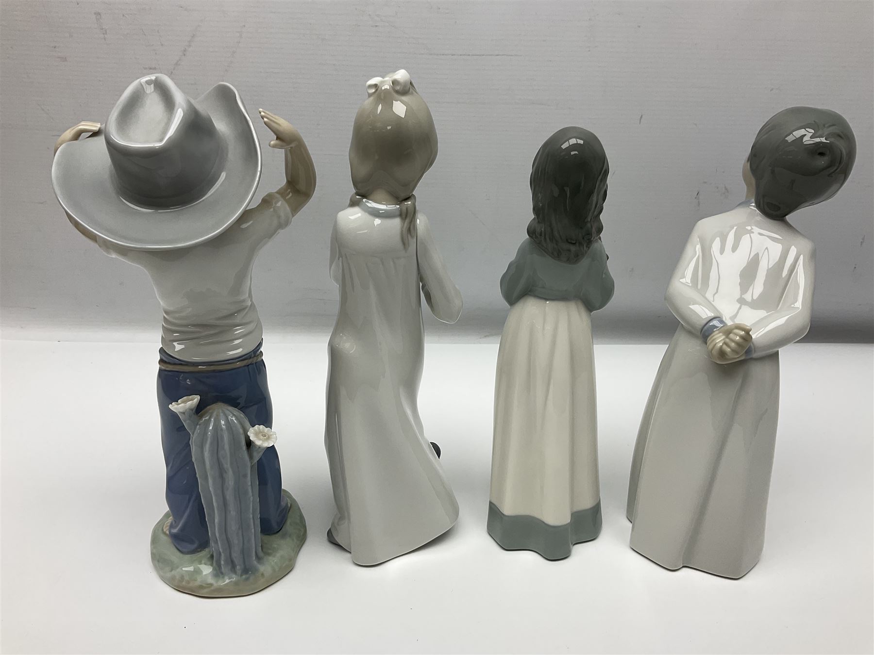 Eleven Nao figures to include Cowboy - Image 10 of 10