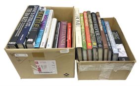 Quantity of reference and historical books