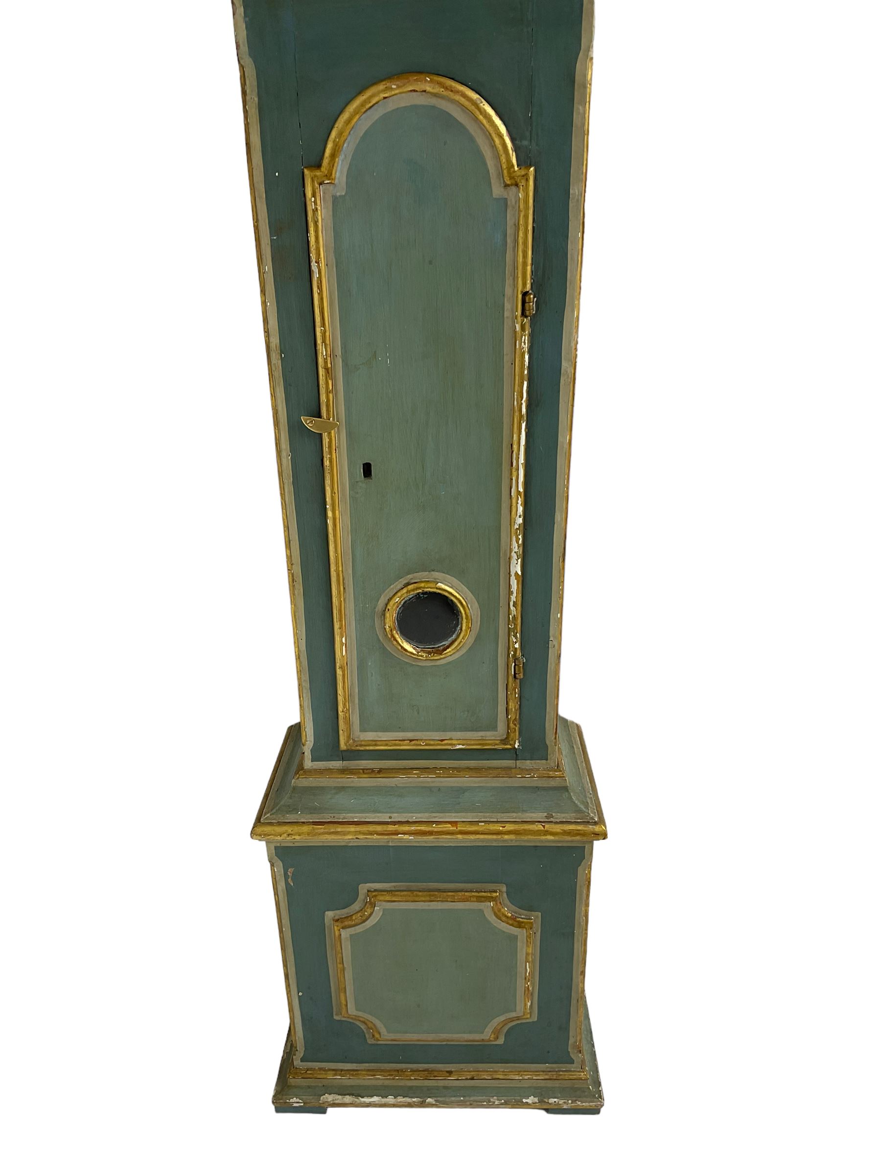 Painted longcase clock - with a flat topped pediment and break arch hood door - Image 3 of 5