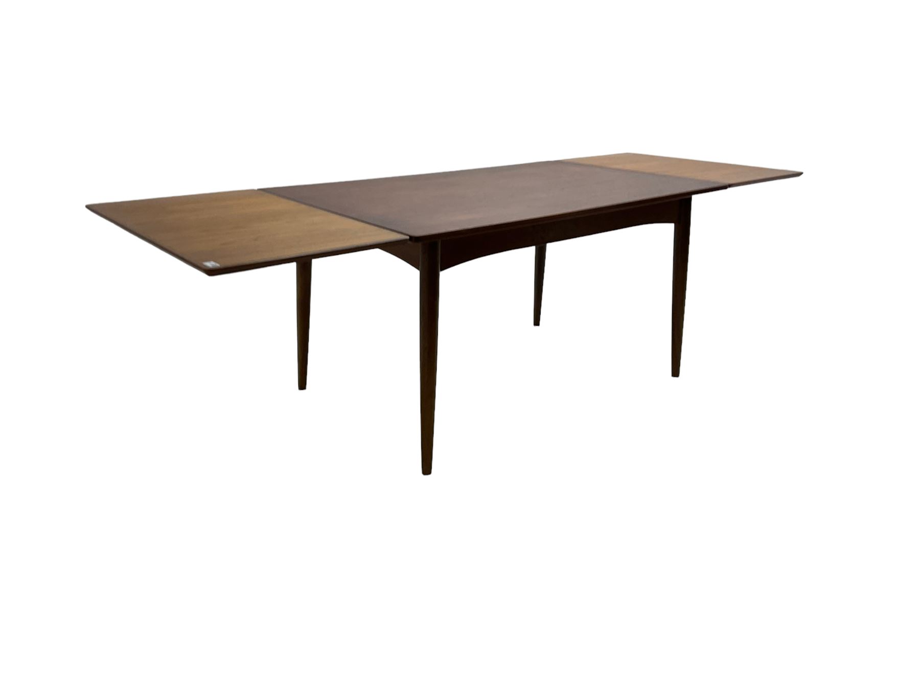 Gudme Mobelfabrik - mid-20th century Danish teak extending dining table - Image 3 of 12