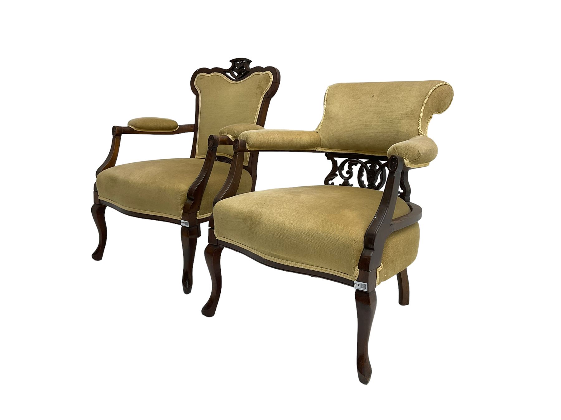 Edwardian walnut three-piece salon suite - two seat settee - Image 7 of 13