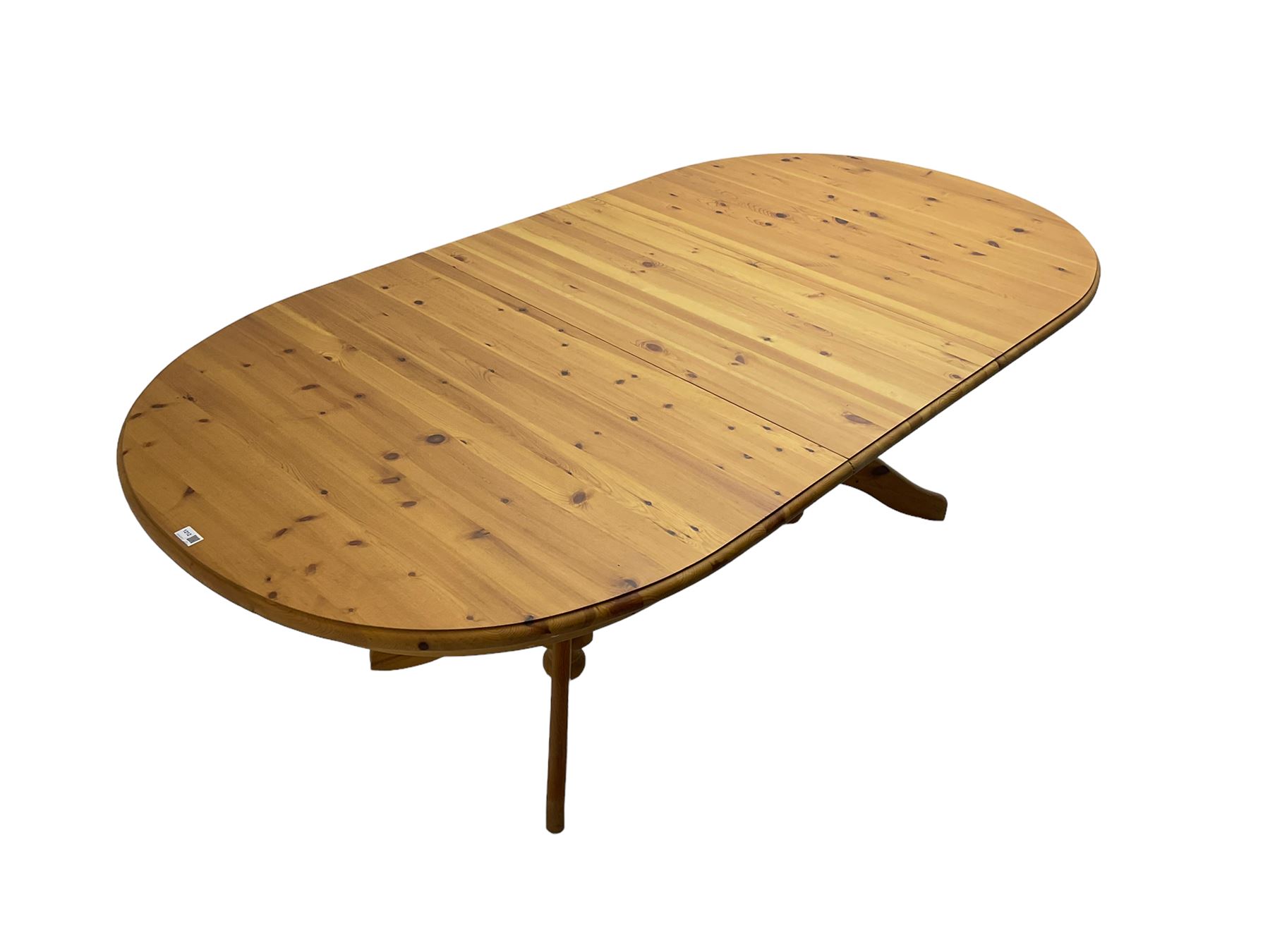 Pine extending dining table with additional leaf - Image 7 of 7